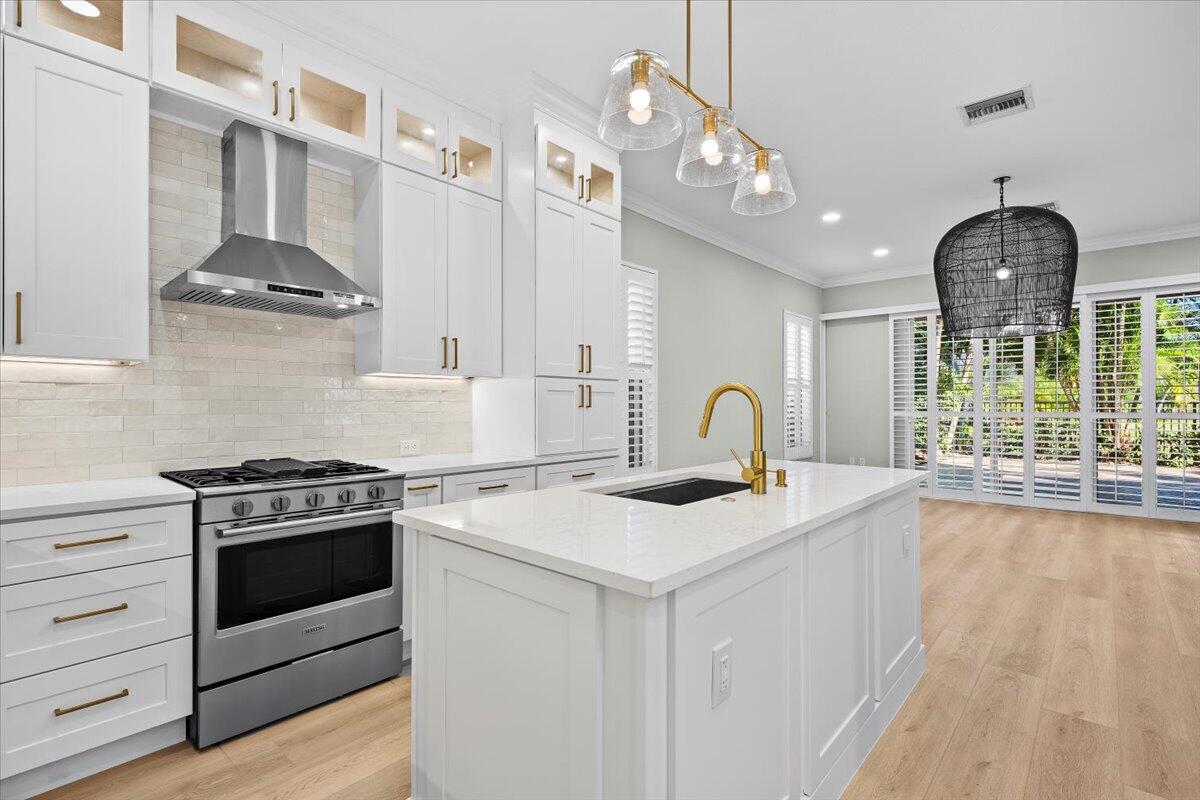 1062 Vintner, Palm Beach Gardens FL 33410
