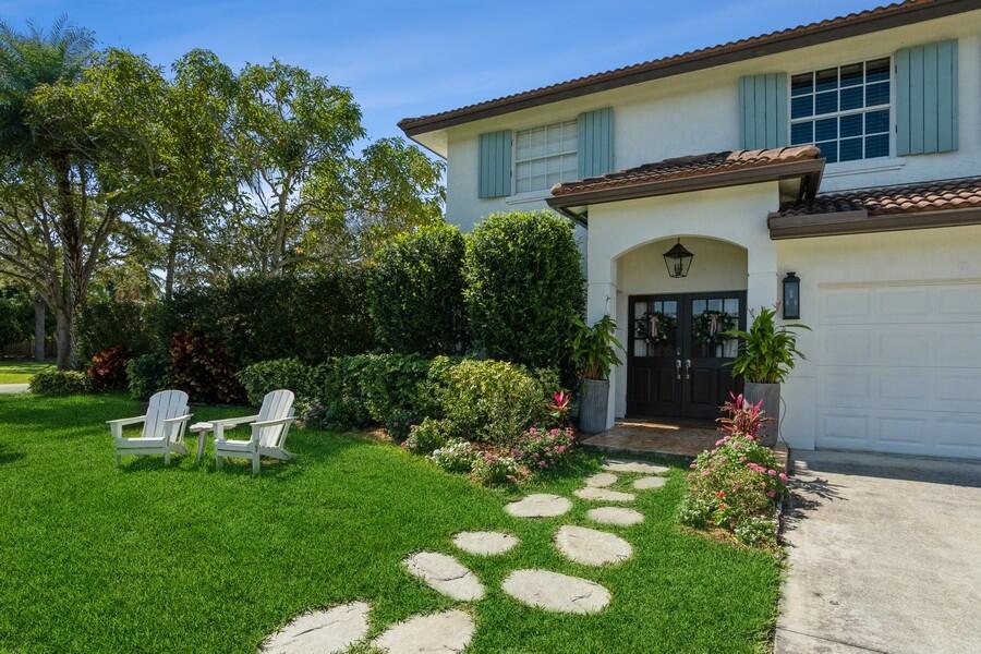 6031 Robinson, Jupiter FL 33458