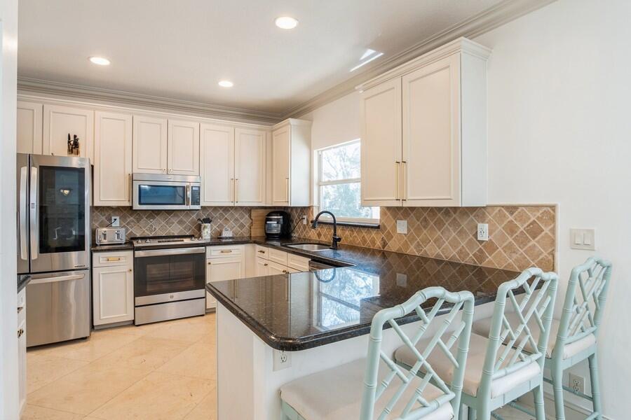 6031 Robinson, Jupiter FL 33458