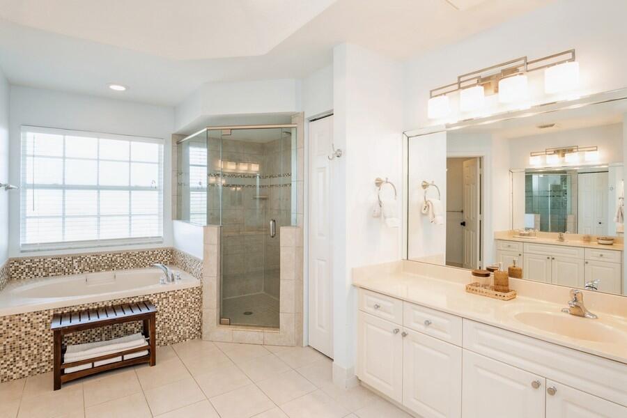 6031 Robinson, Jupiter FL 33458