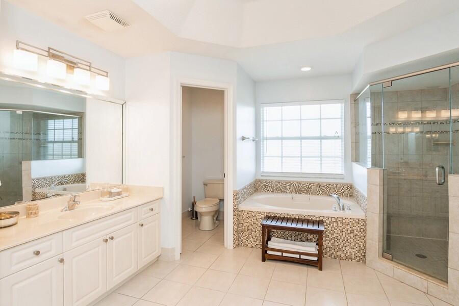 6031 Robinson, Jupiter FL 33458