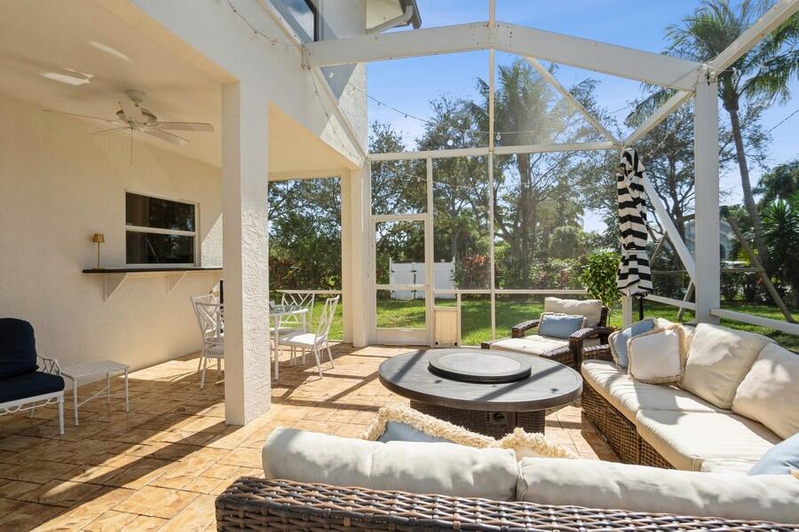 6031 Robinson, Jupiter FL 33458