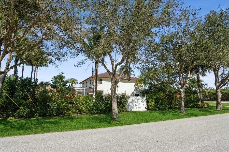 6031 Robinson, Jupiter FL 33458