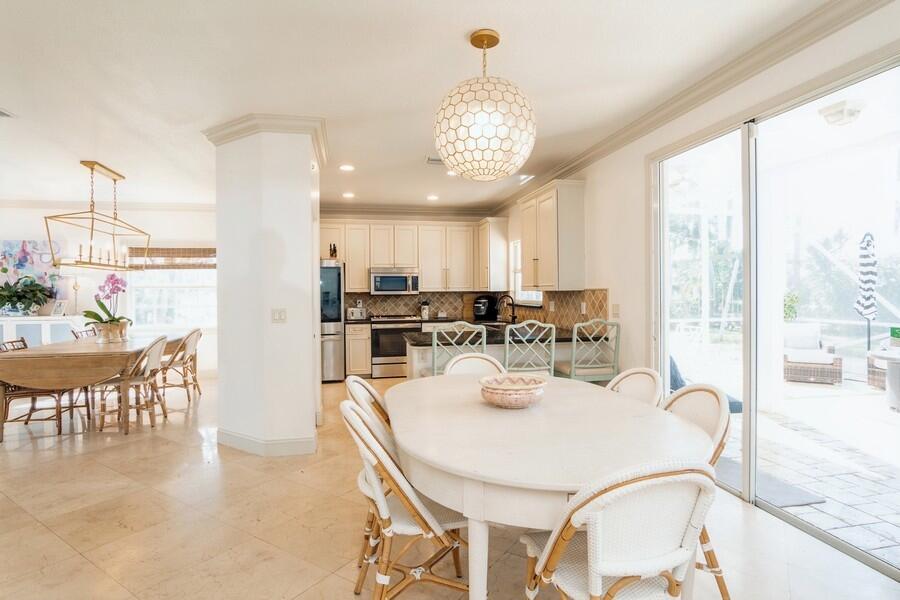 6031 Robinson, Jupiter FL 33458