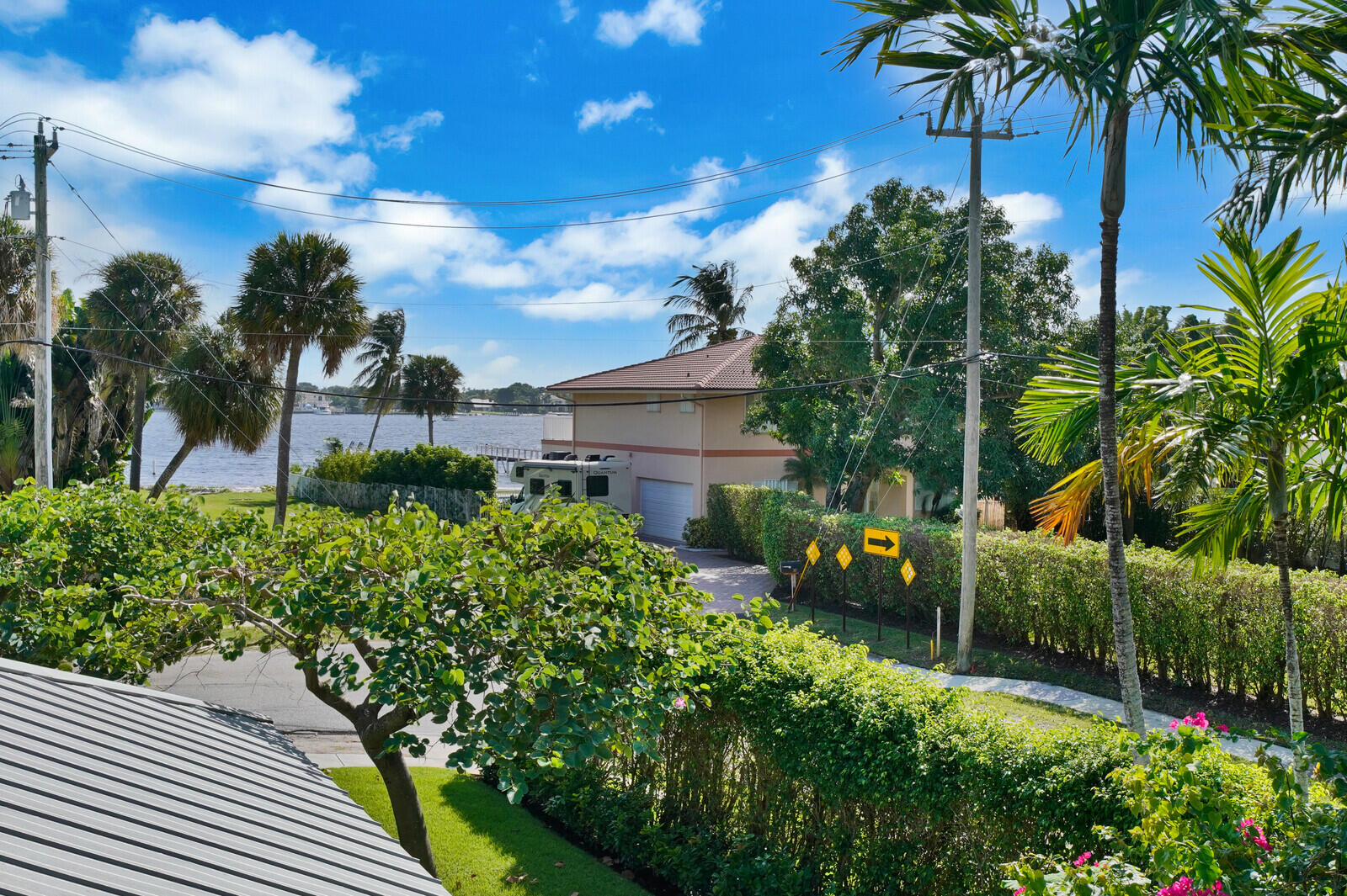 137 S Oak, Lantana FL 33462