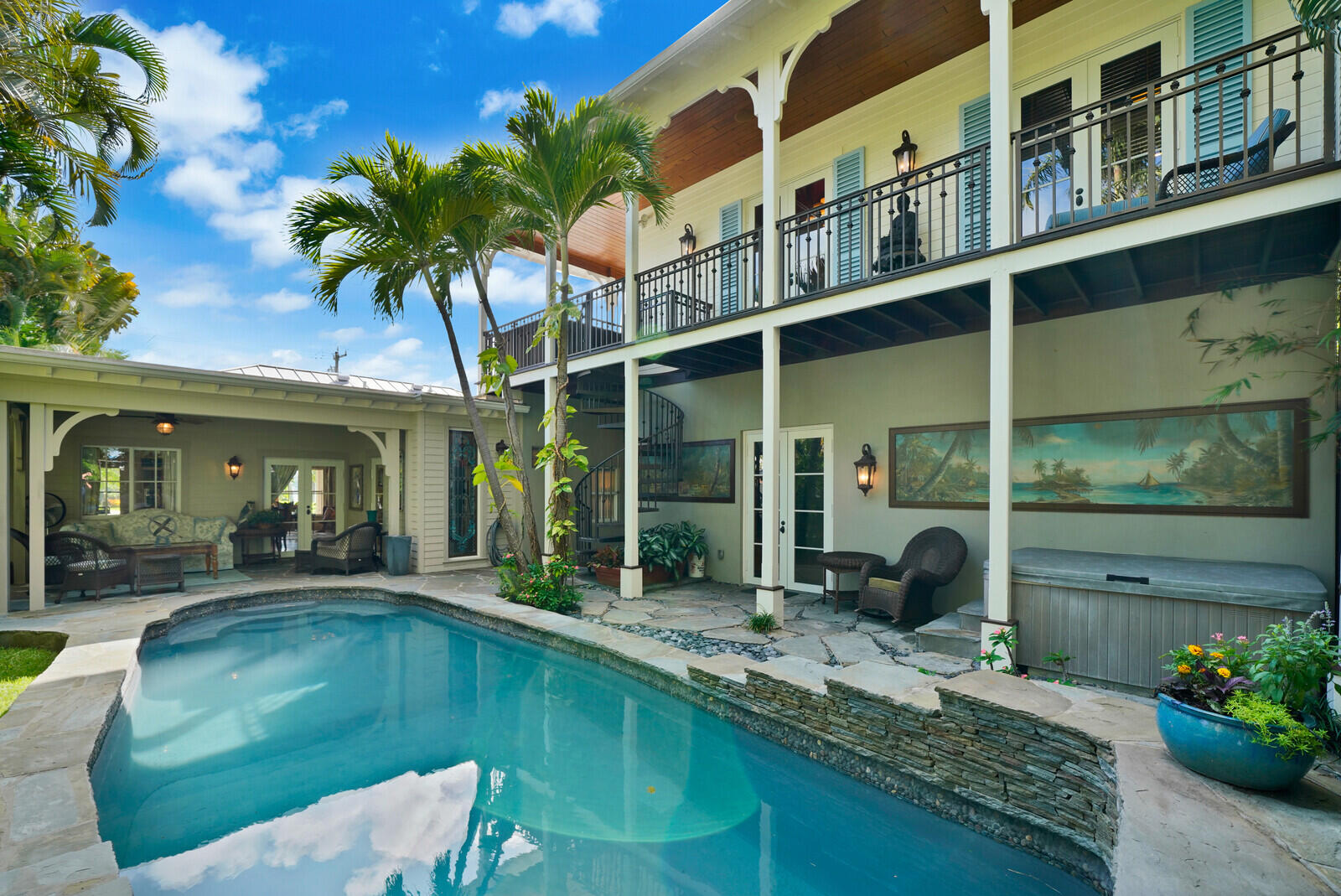 137 S Oak, Lantana FL 33462