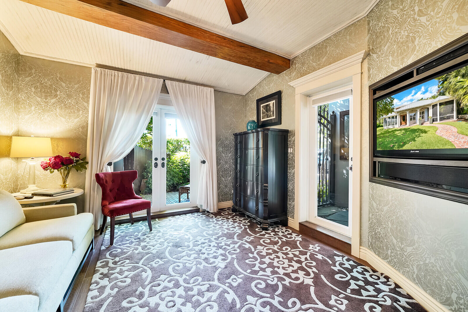 137 S Oak, Lantana FL 33462