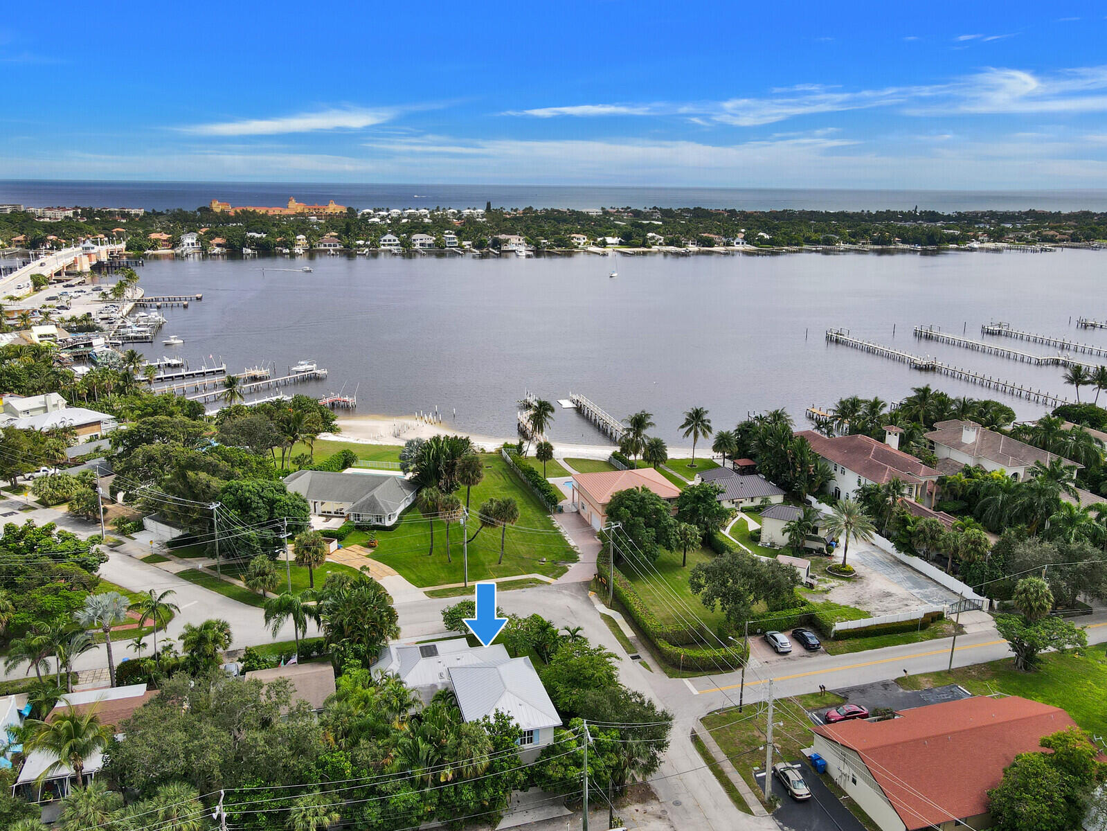 137 S Oak, Lantana FL 33462