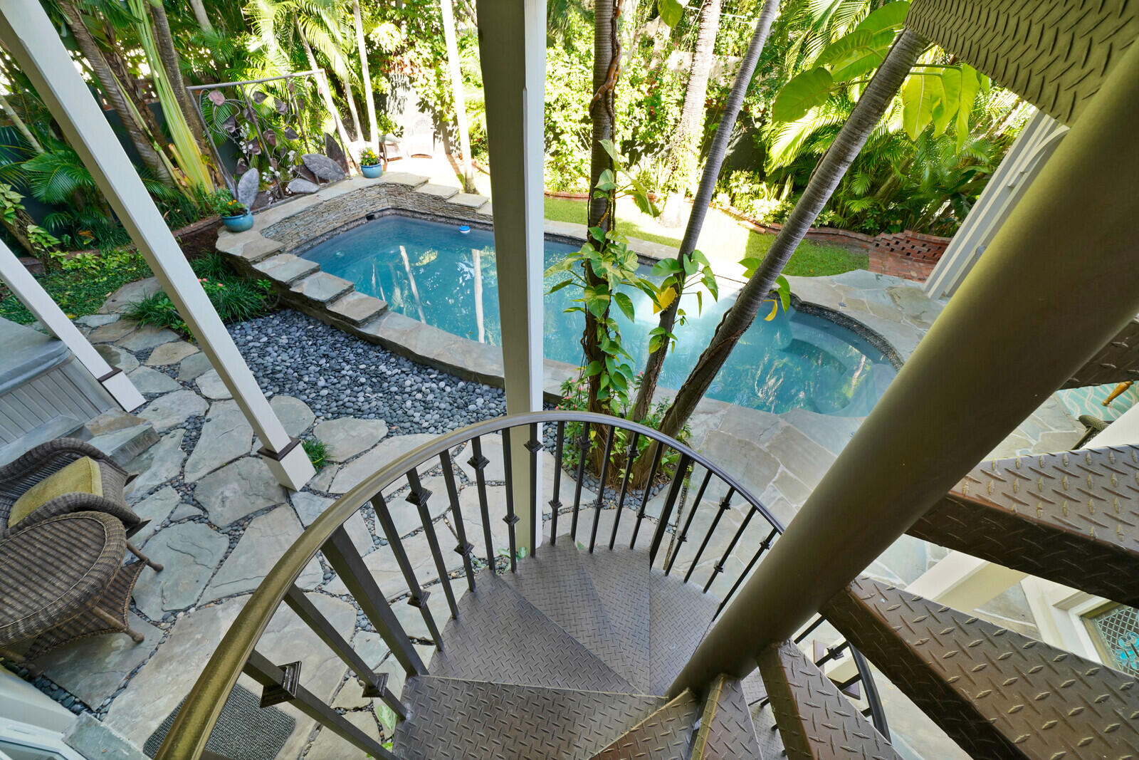 137 S Oak, Lantana FL 33462