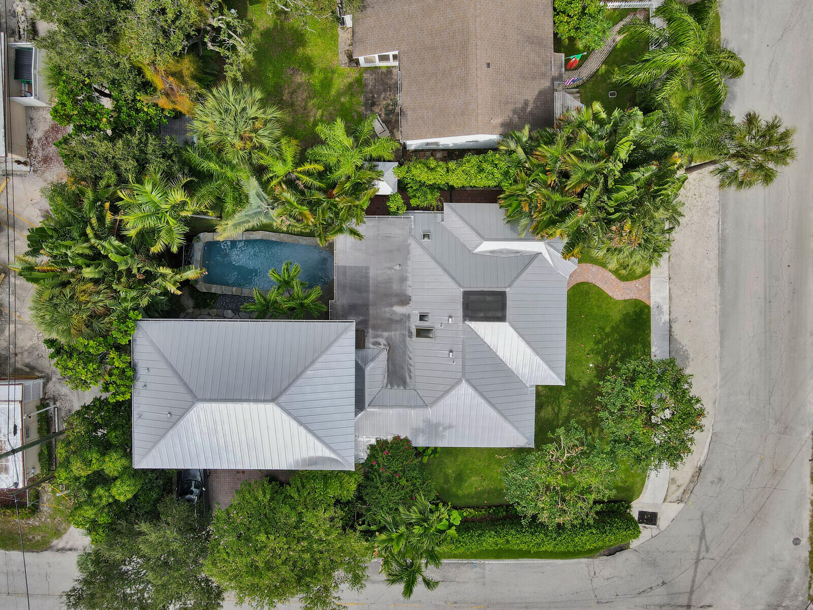 137 S Oak, Lantana FL 33462