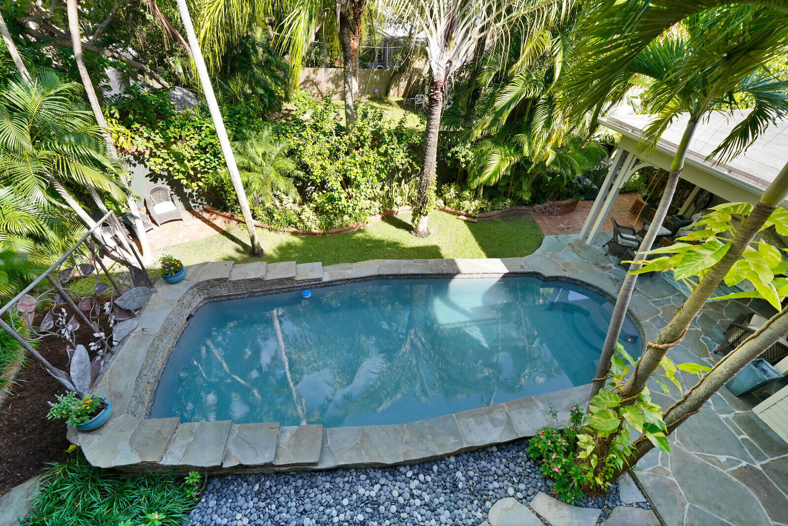 137 S Oak, Lantana FL 33462