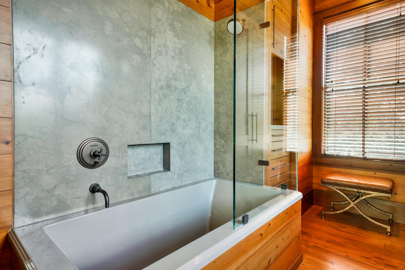 137 S Oak, Lantana FL 33462