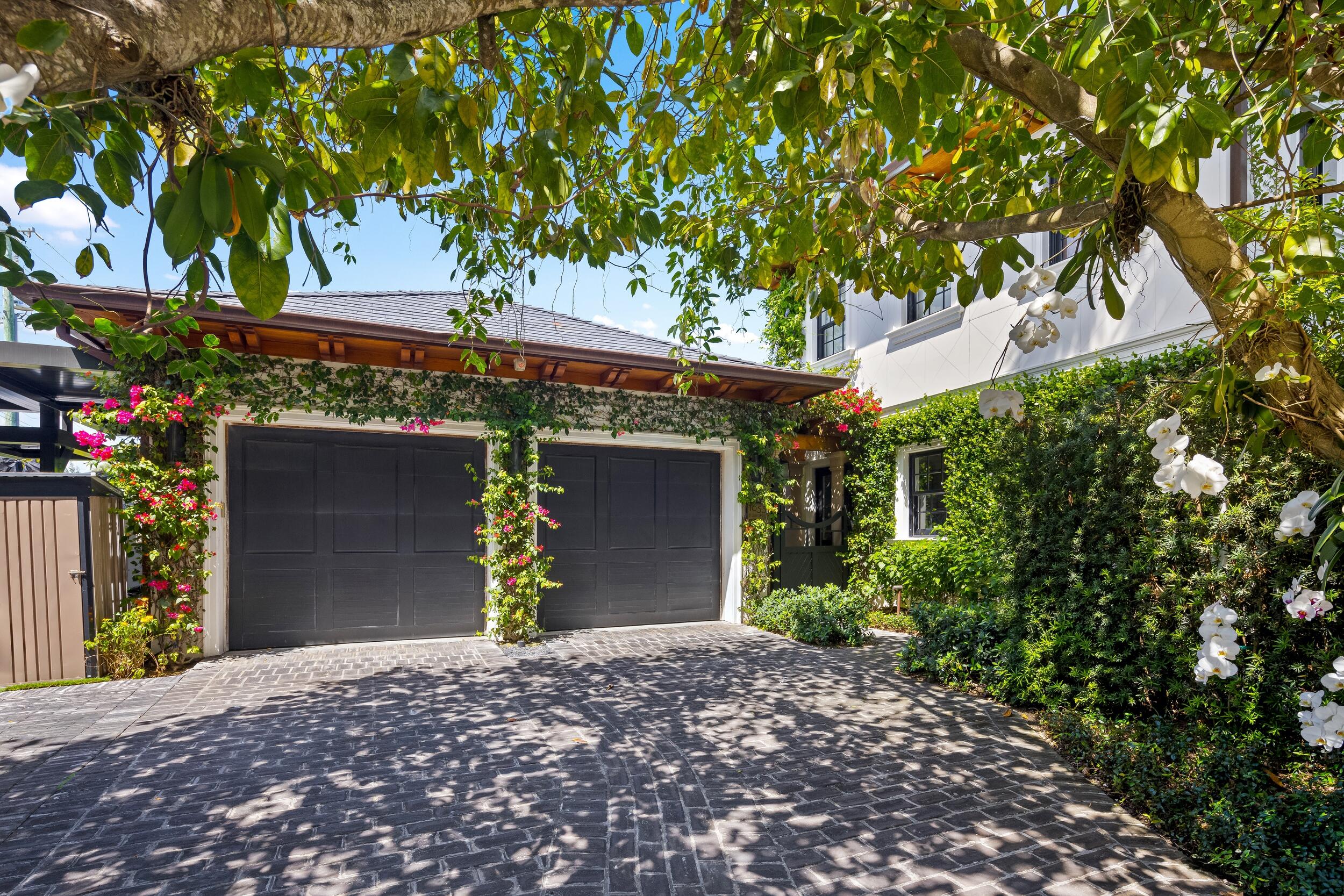 1053 N Lake, Palm Beach FL 33480