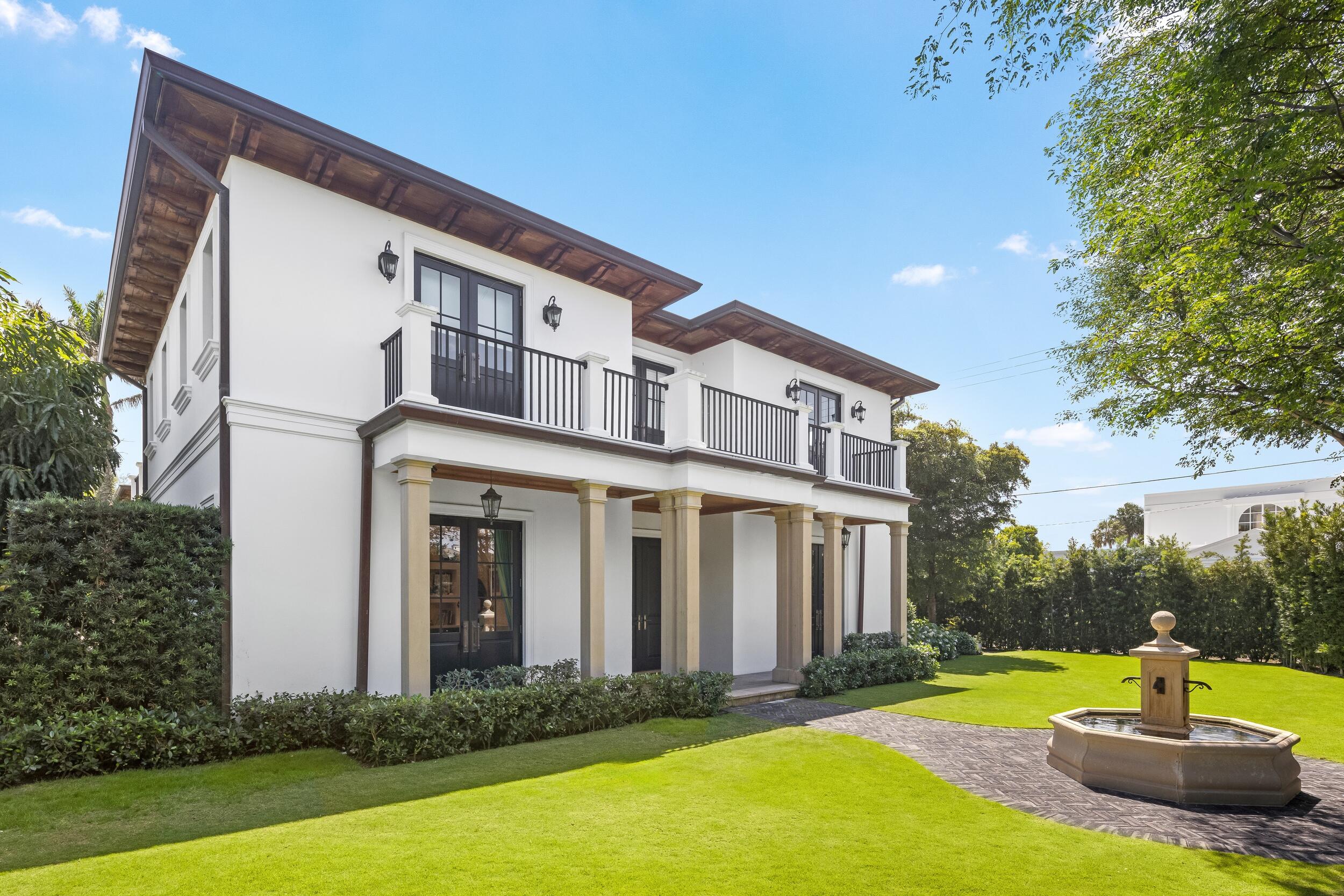 1053 N Lake, Palm Beach FL 33480