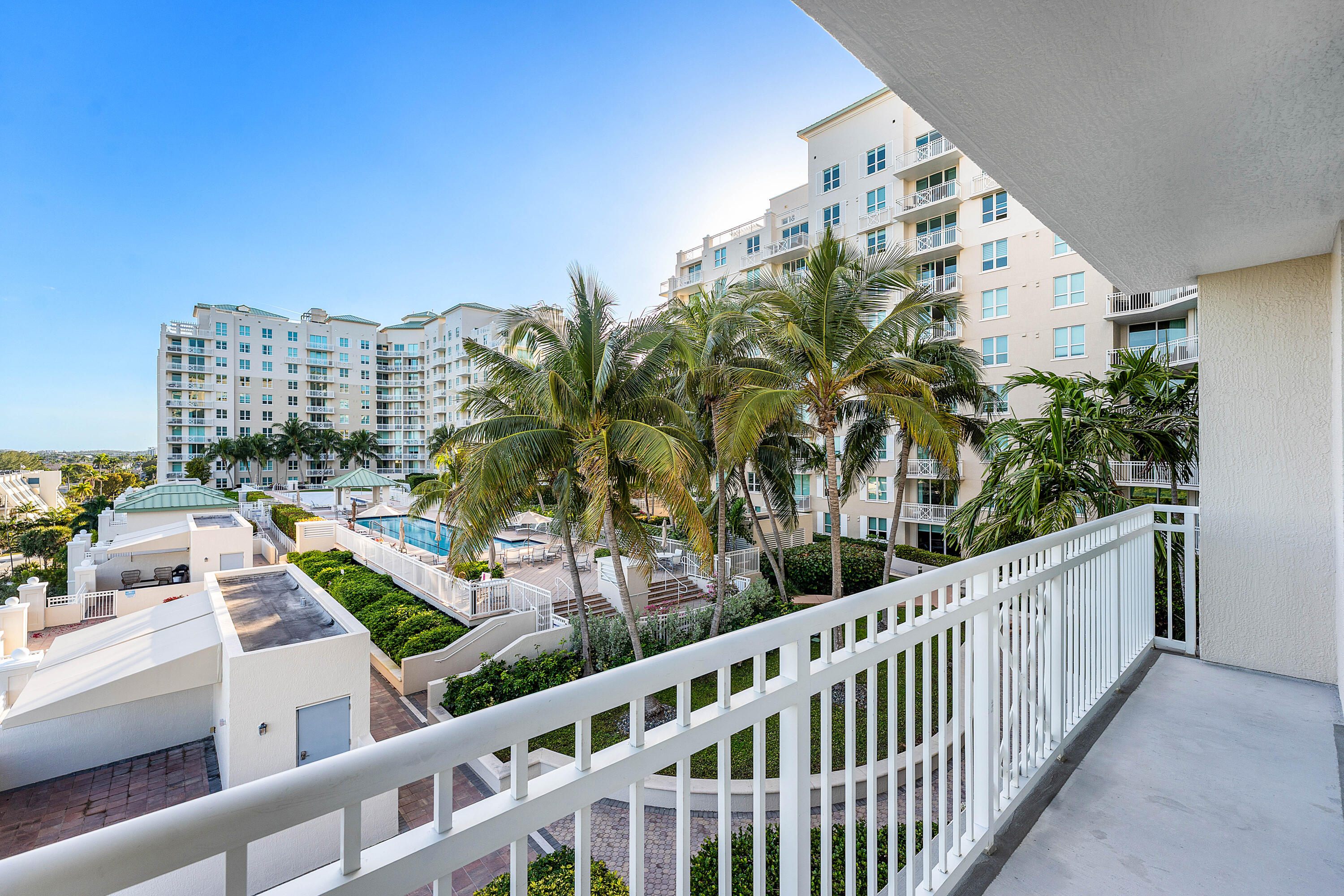 450 N Federal #711, Boynton Beach FL 33435