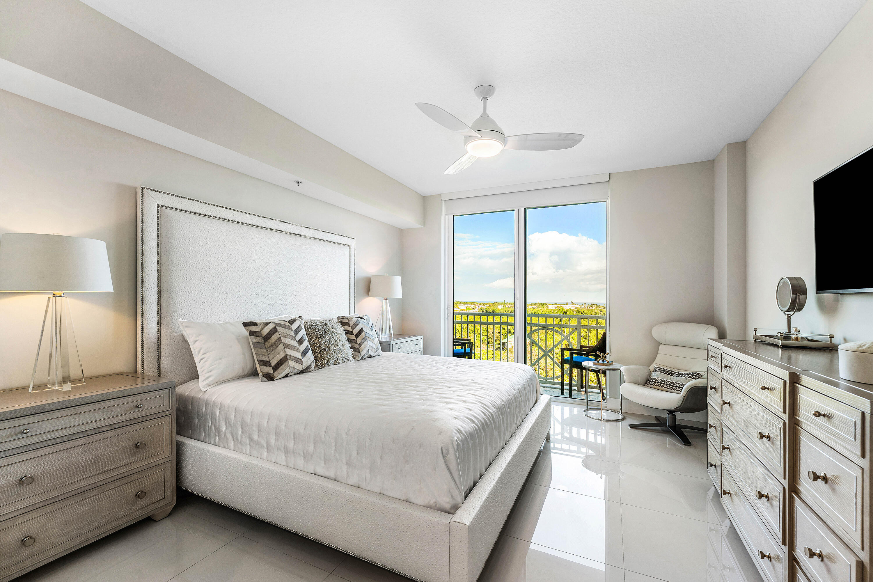 450 N Federal #711, Boynton Beach FL 33435