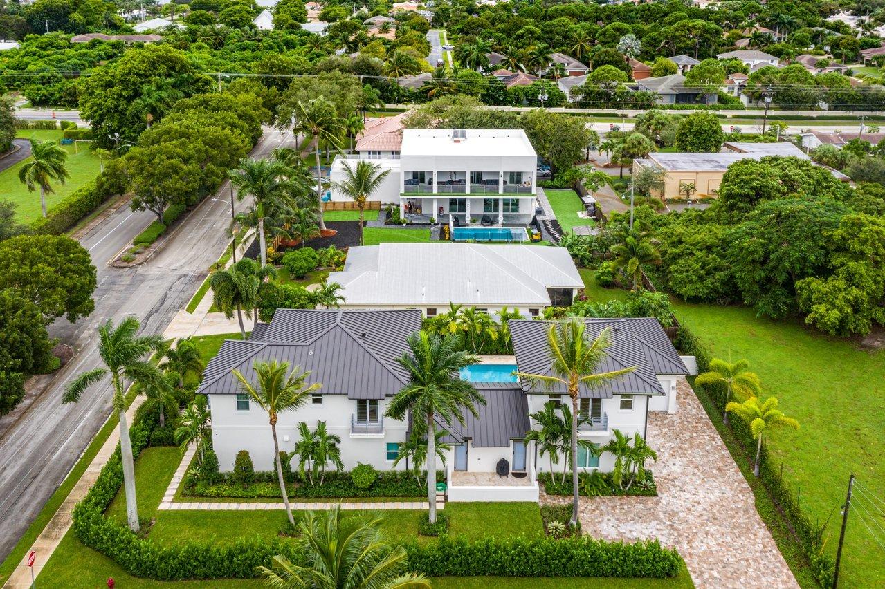 217 Gulfstream, Boynton Beach FL 33435