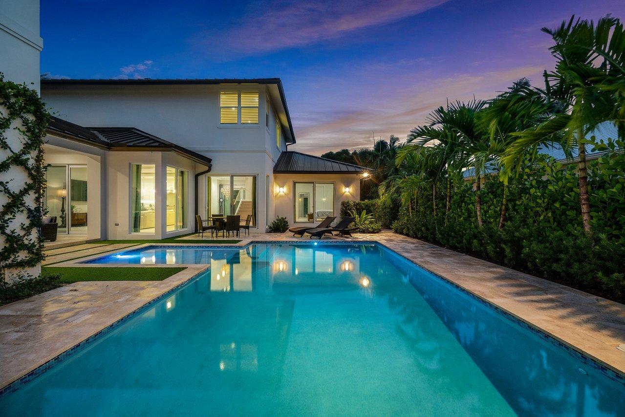 217 Gulfstream, Boynton Beach FL 33435