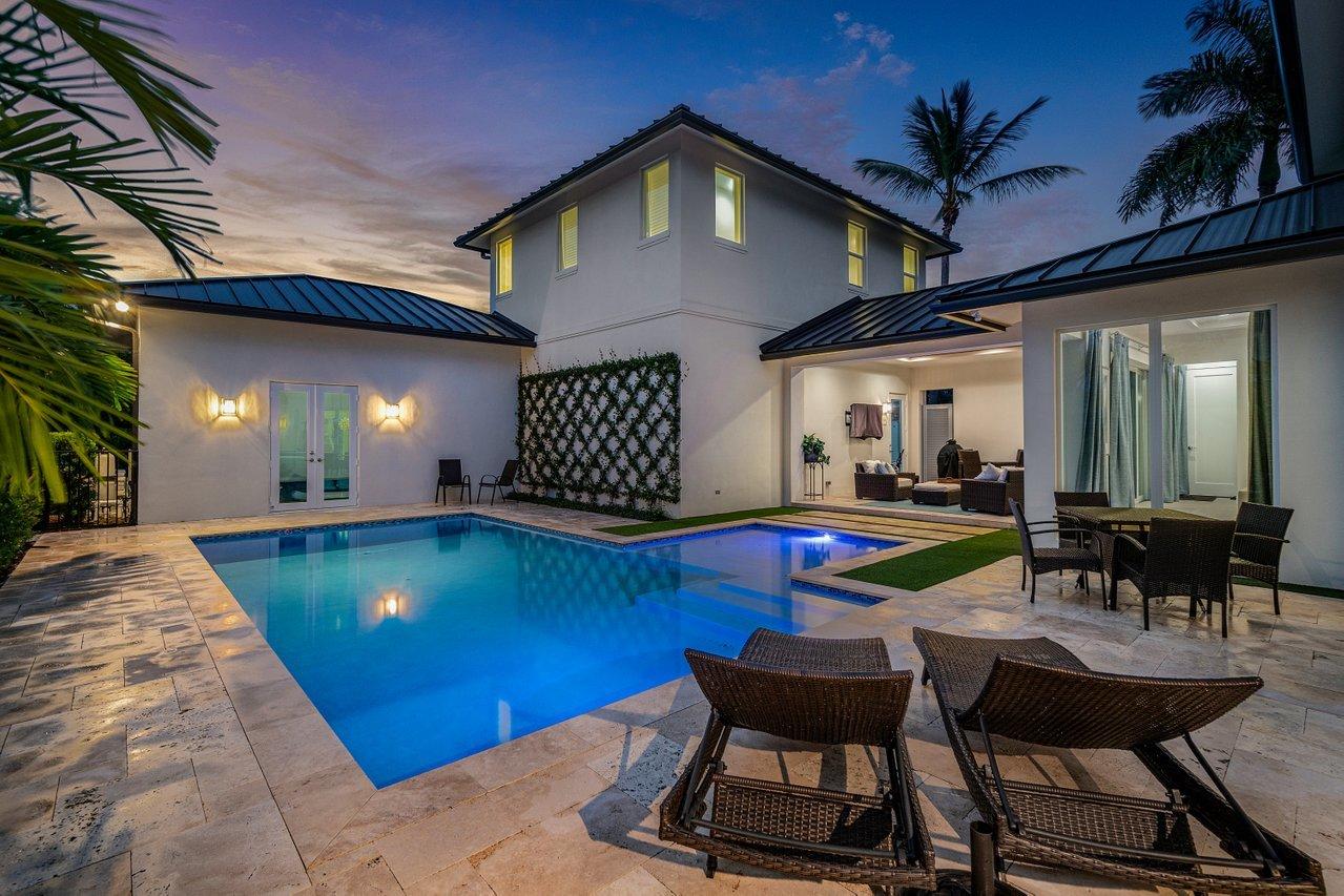 217 Gulfstream, Boynton Beach FL 33435