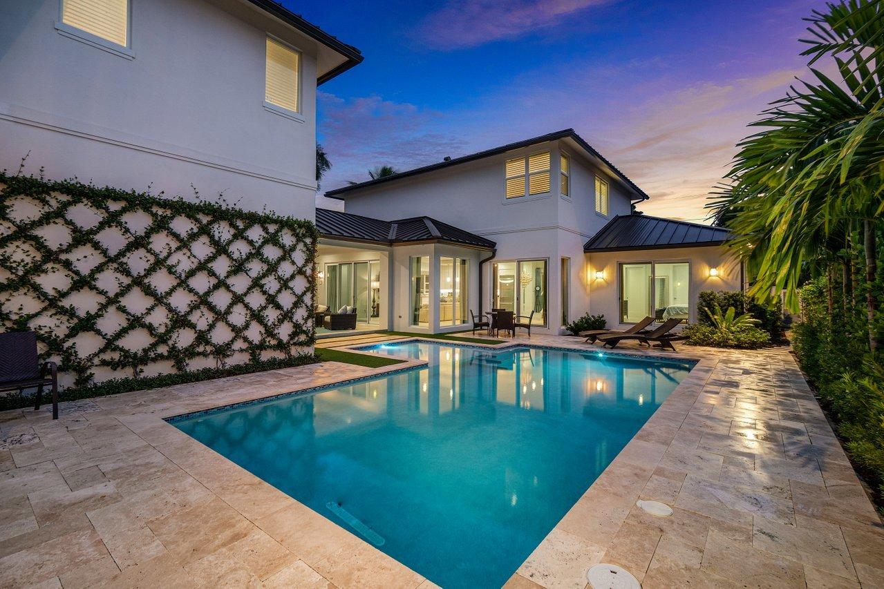 217 Gulfstream, Boynton Beach FL 33435