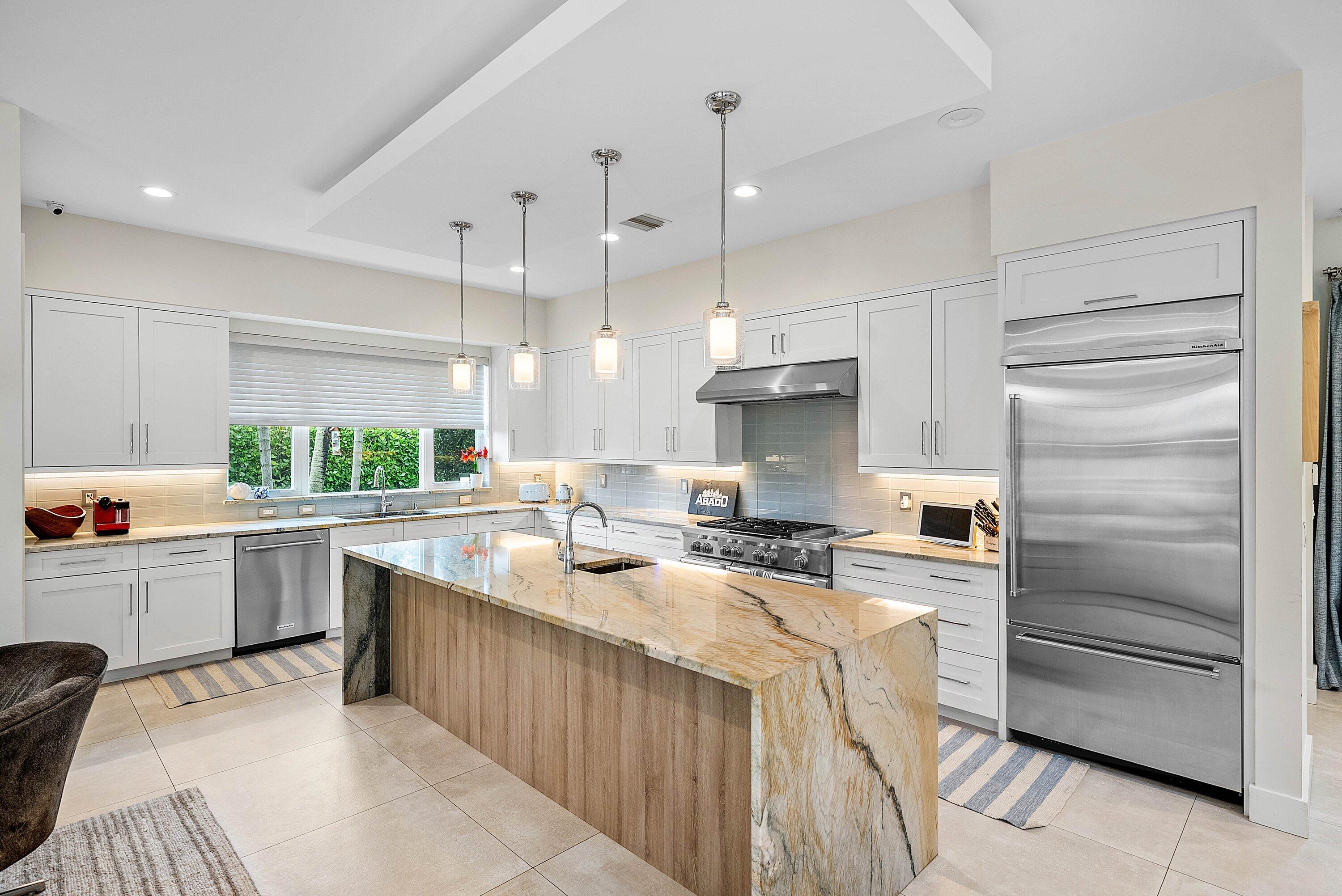 217 Gulfstream, Boynton Beach FL 33435