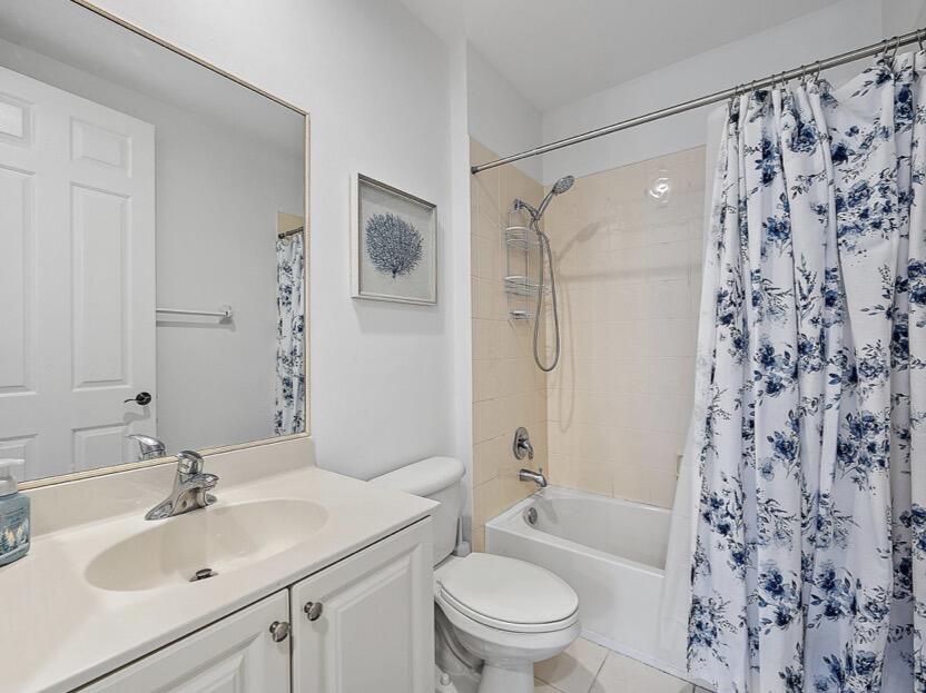 111 Evergrene, Palm Beach Gardens FL 33410