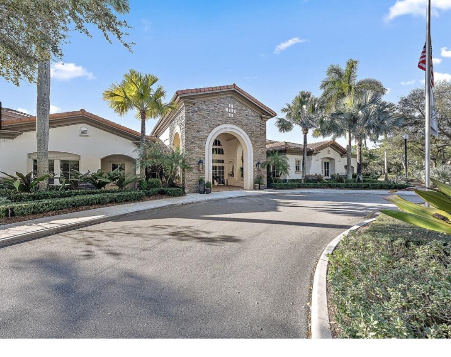 111 Evergrene, Palm Beach Gardens FL 33410
