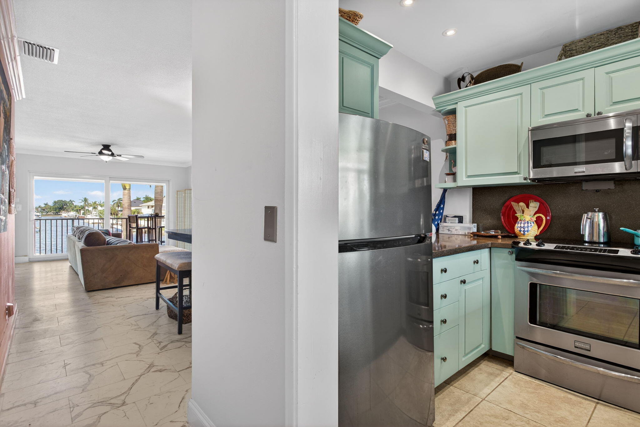 2311 NE 36th #2a, Lighthouse Point FL 33064