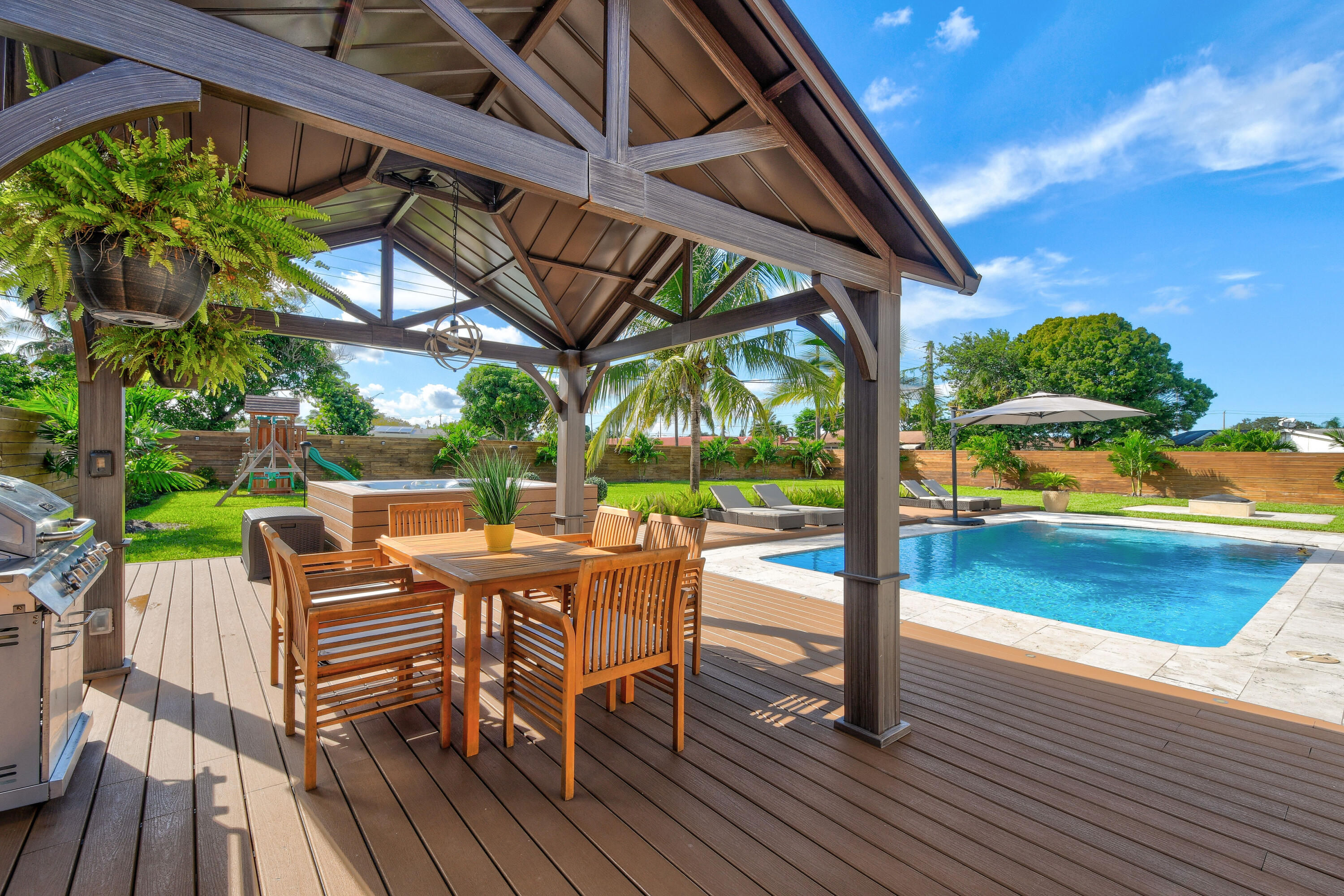 7101 W Lake, Lake Clarke Shores FL 33406