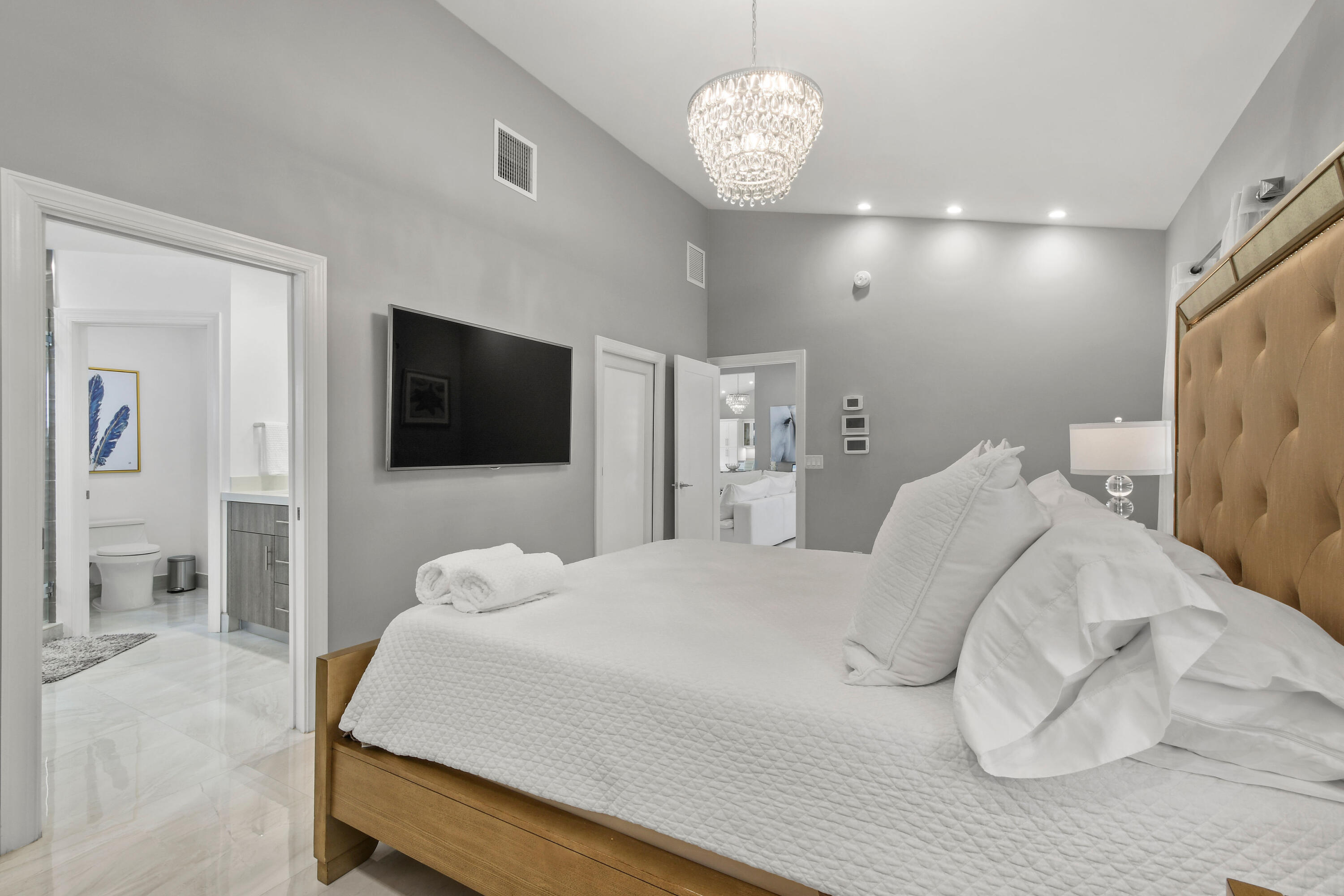 7101 W Lake, Lake Clarke Shores FL 33406