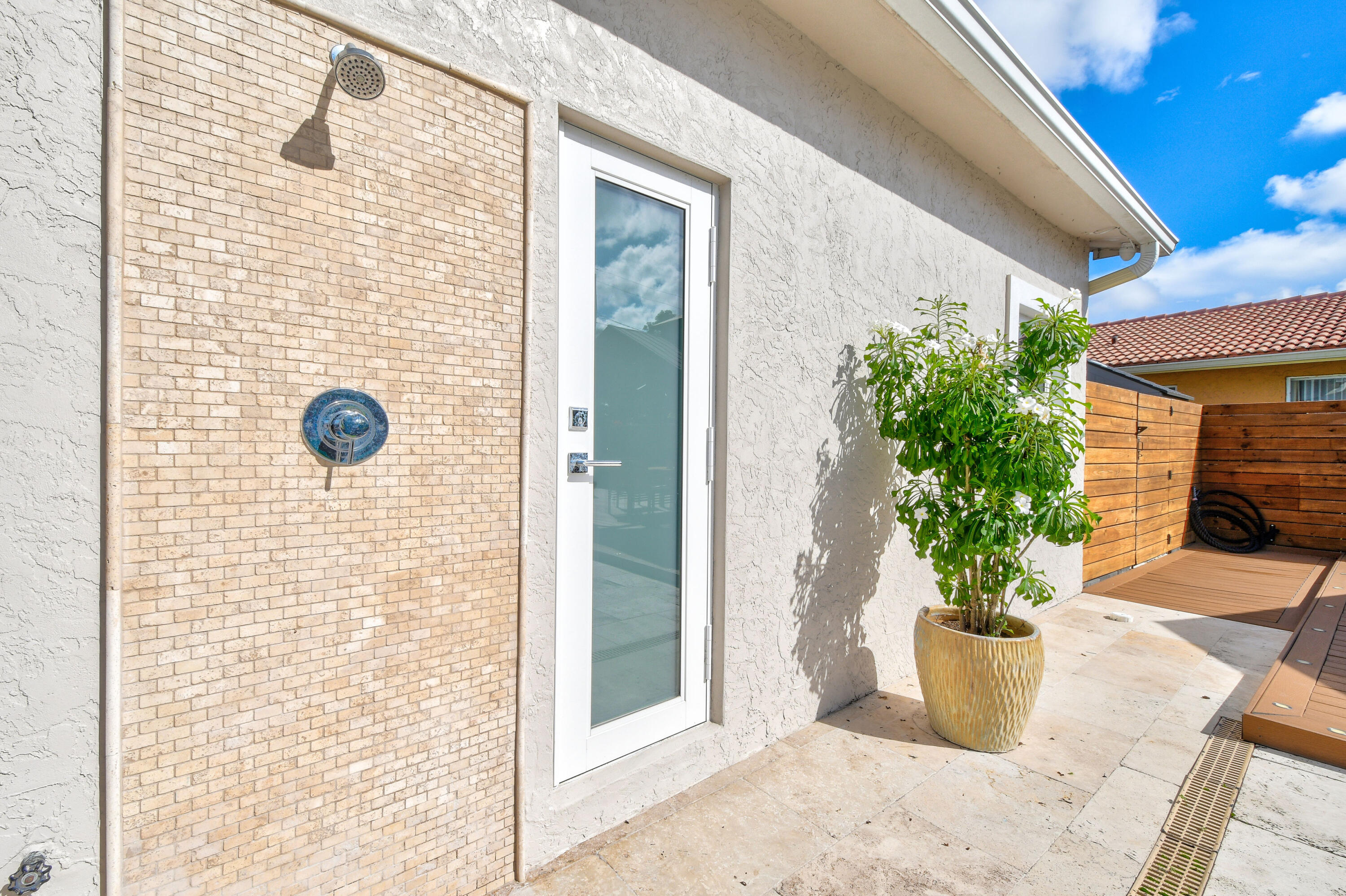 7101 W Lake, Lake Clarke Shores FL 33406