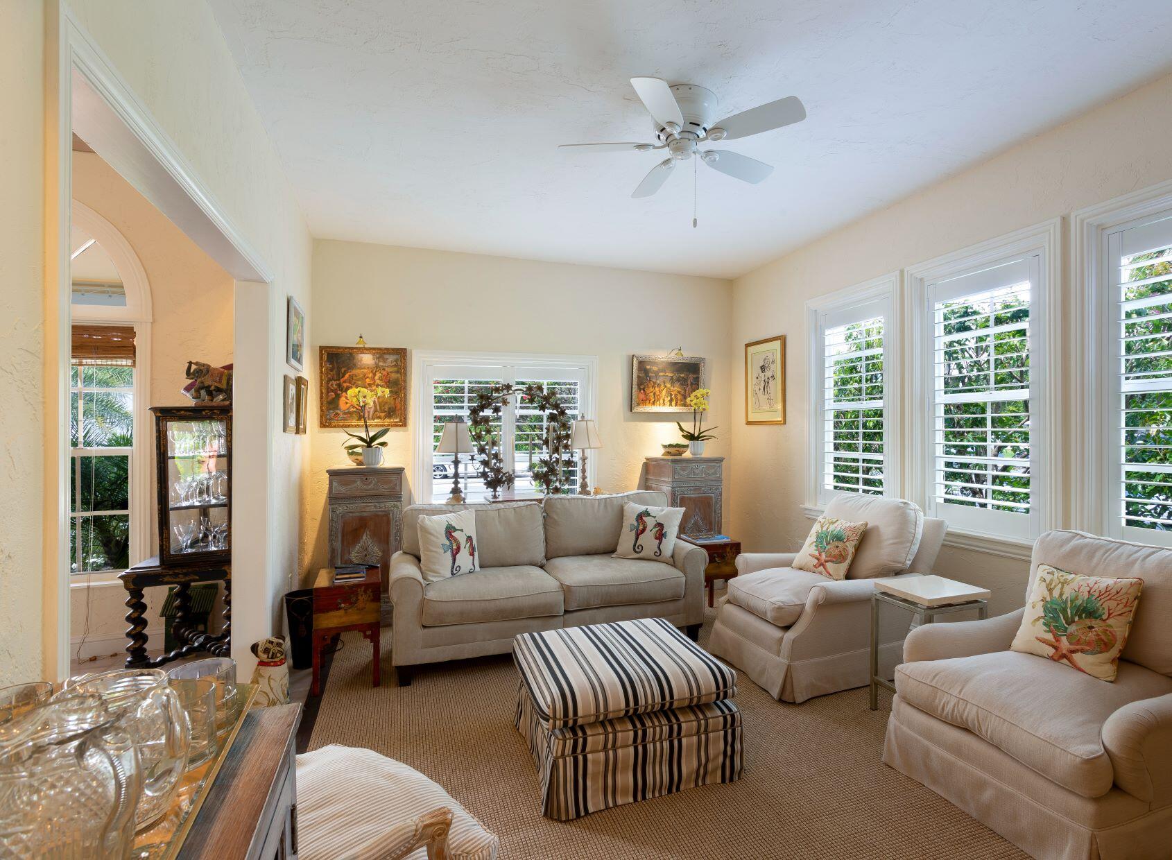 4210 Washington, West Palm Beach FL 33405