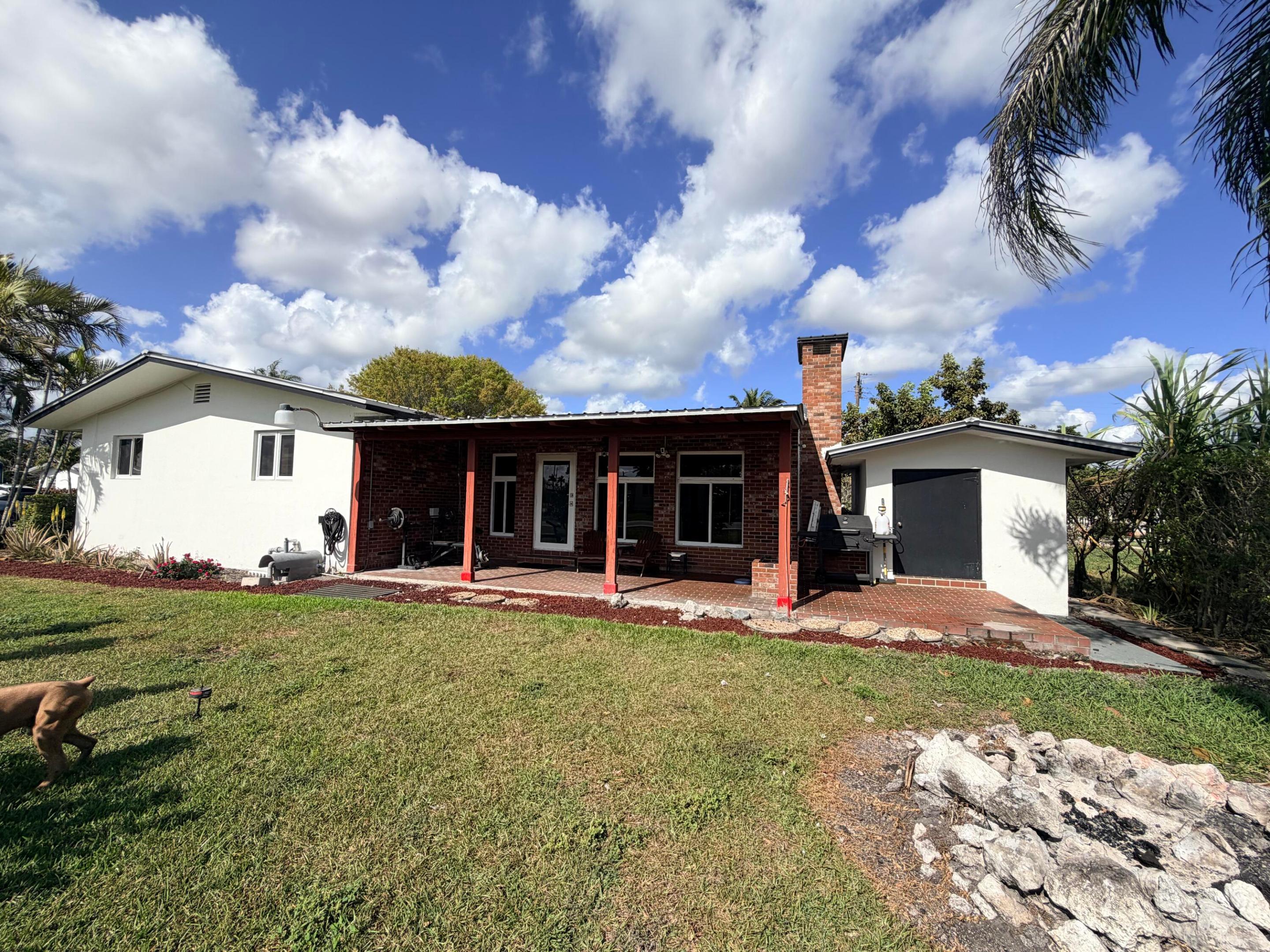 955 NW 4th St, Belle Glade FL 33430