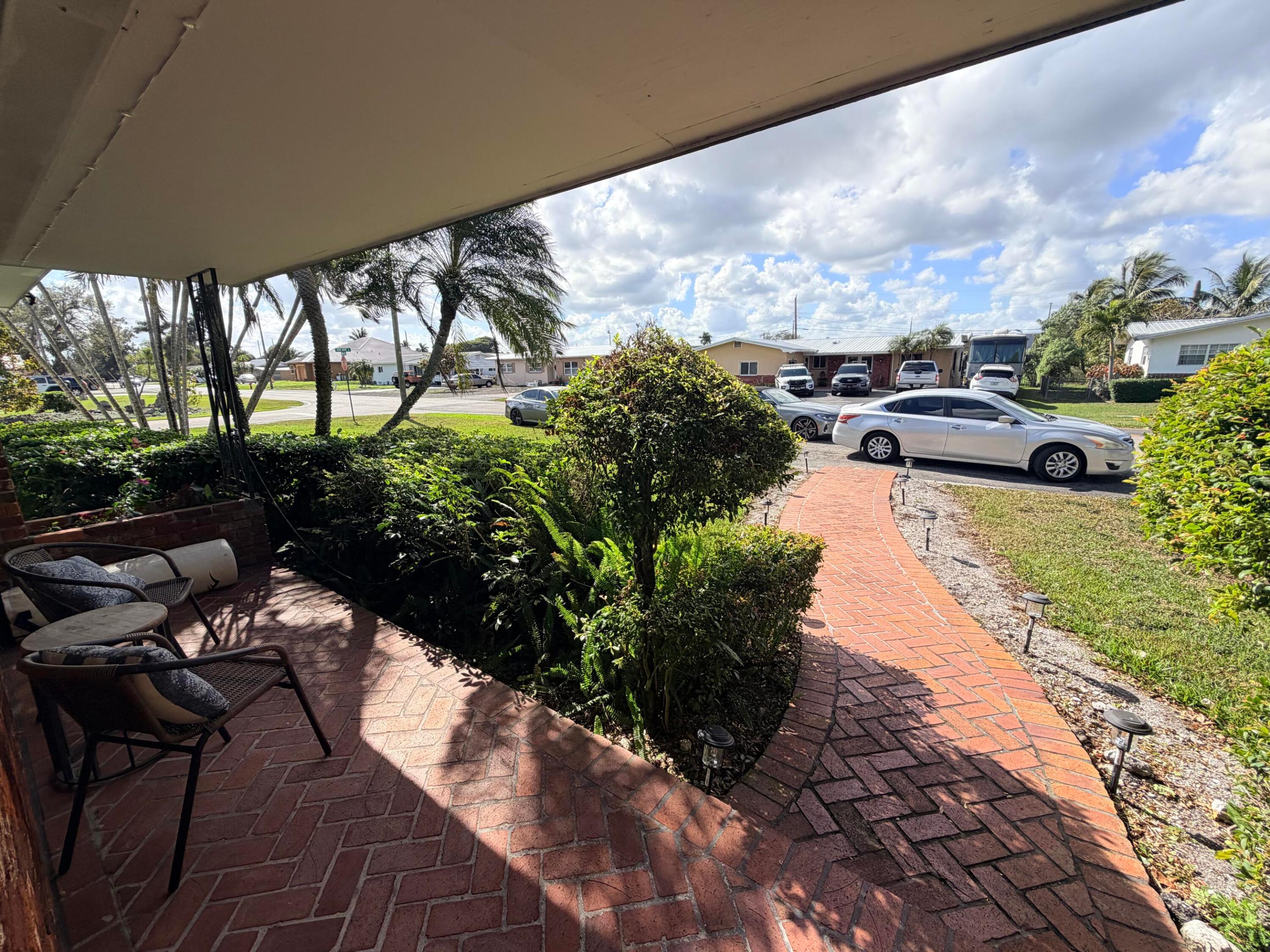 955 NW 4th St, Belle Glade FL 33430