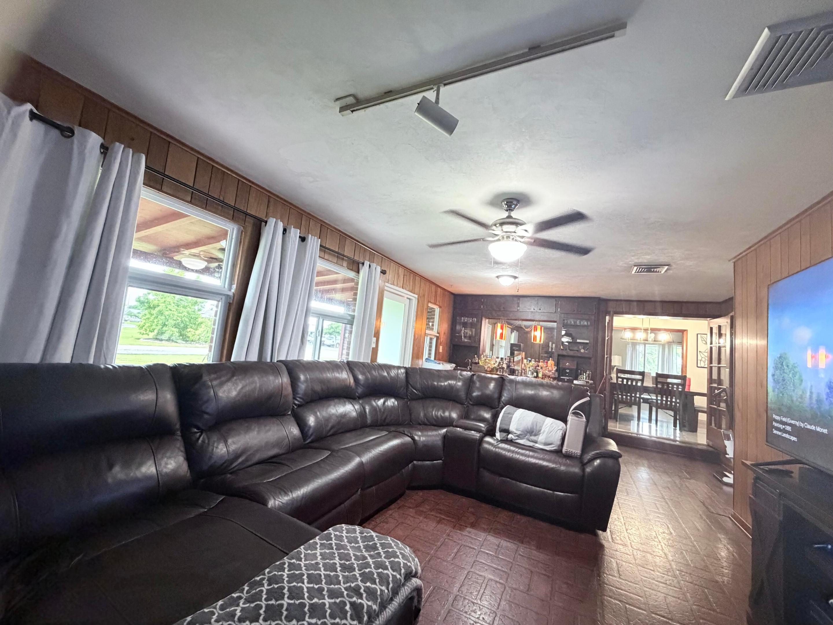 955 NW 4th St, Belle Glade FL 33430