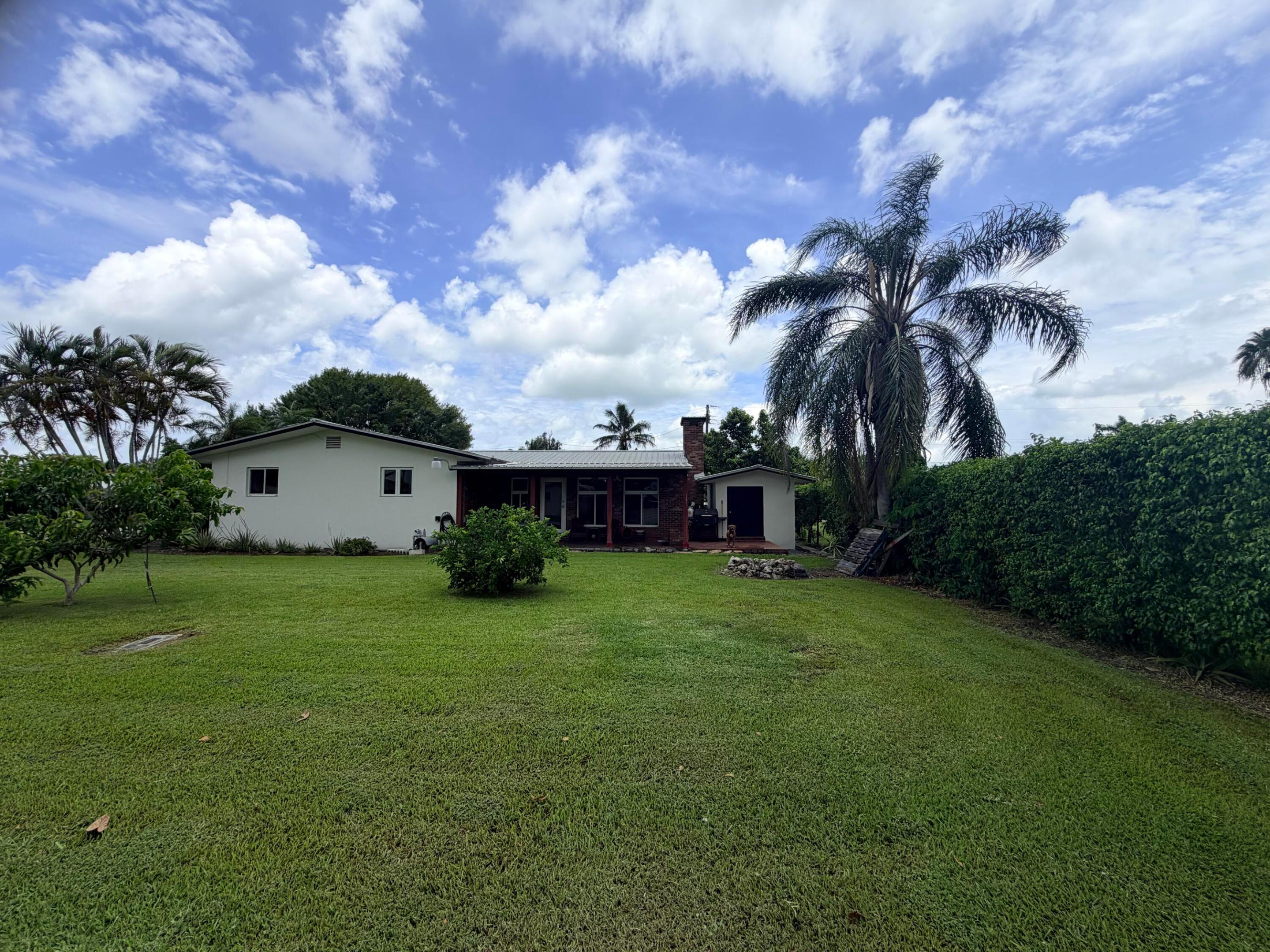 955 NW 4th St, Belle Glade FL 33430