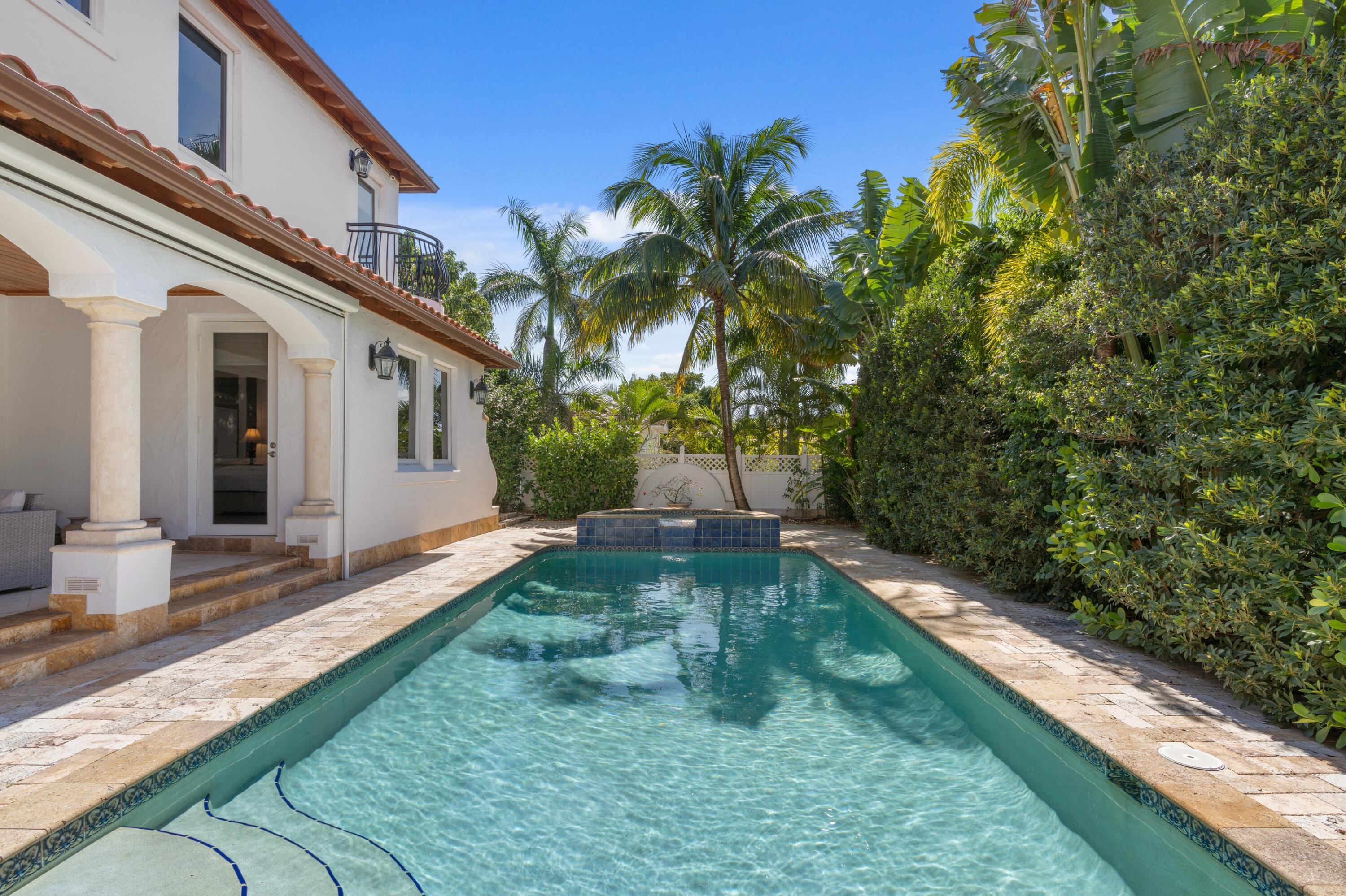 901 NW 4th, Boca Raton FL 33432