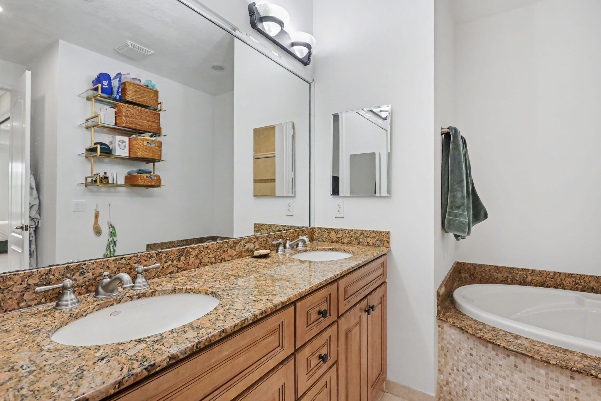 4531 Artesa, Palm Beach Gardens FL 33418