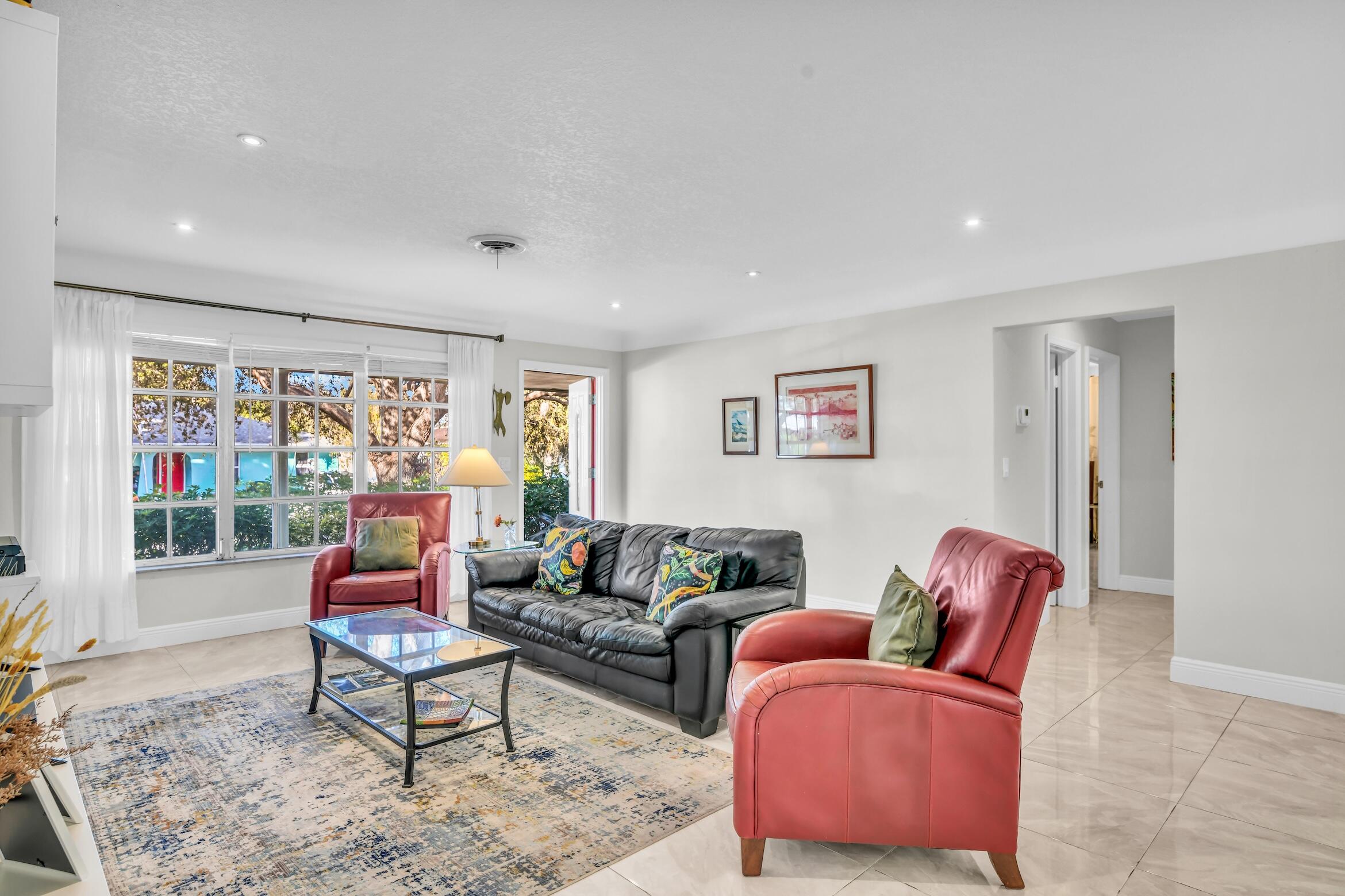 1290 SW 8th, Boca Raton FL 33486
