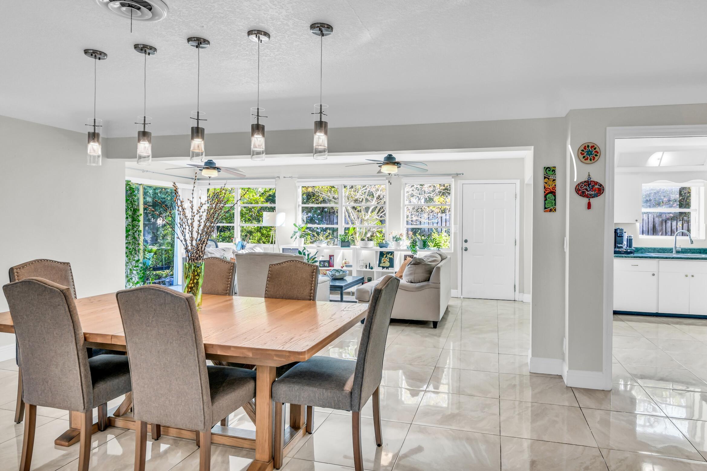 1290 SW 8th, Boca Raton FL 33486