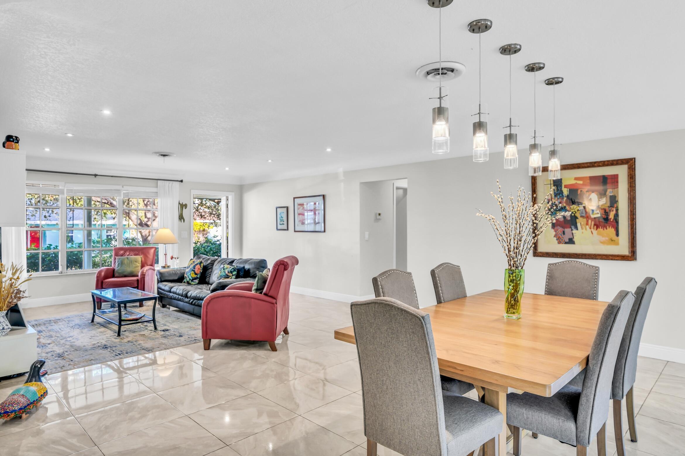 1290 SW 8th, Boca Raton FL 33486