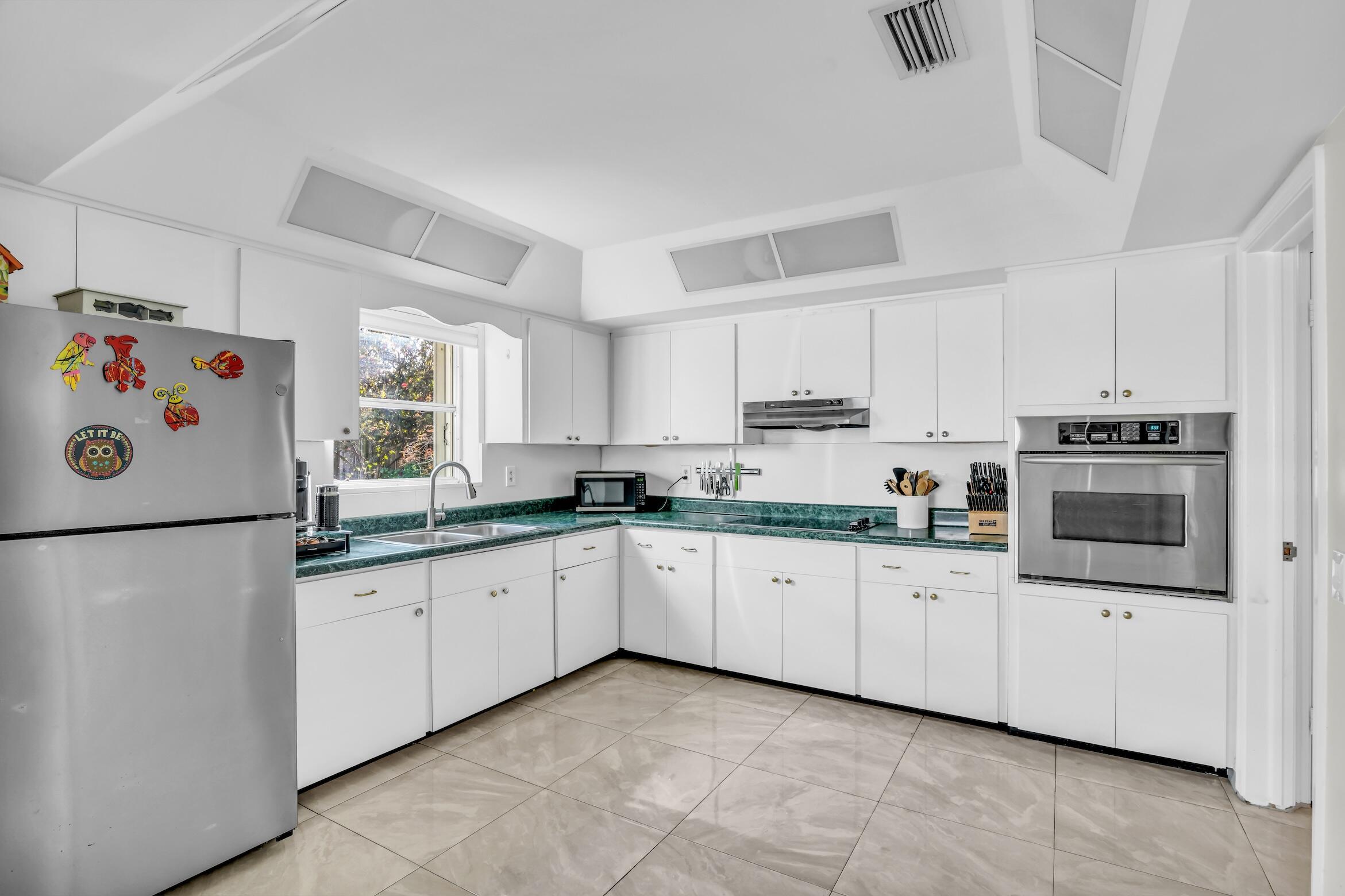 1290 SW 8th, Boca Raton FL 33486
