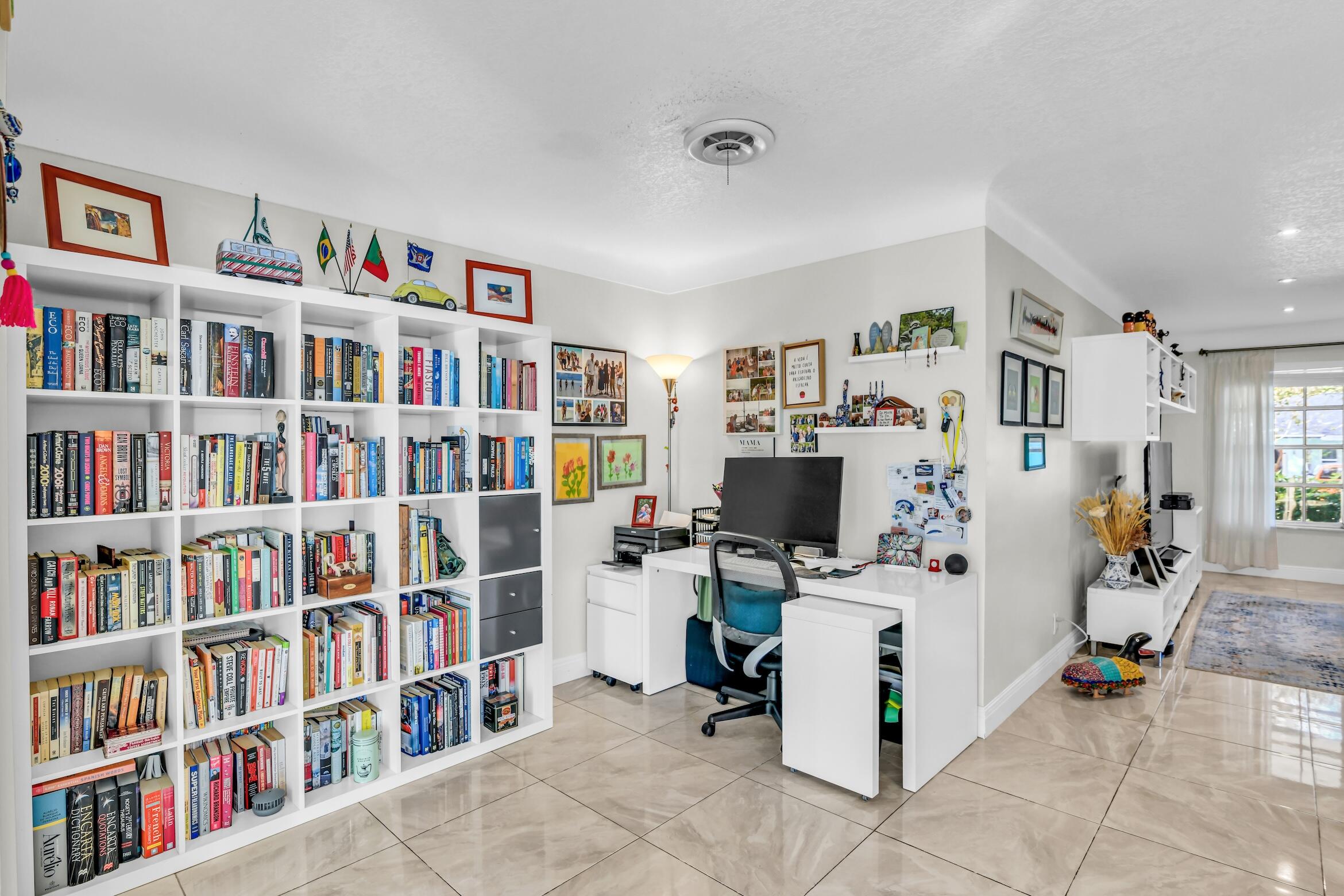 1290 SW 8th, Boca Raton FL 33486