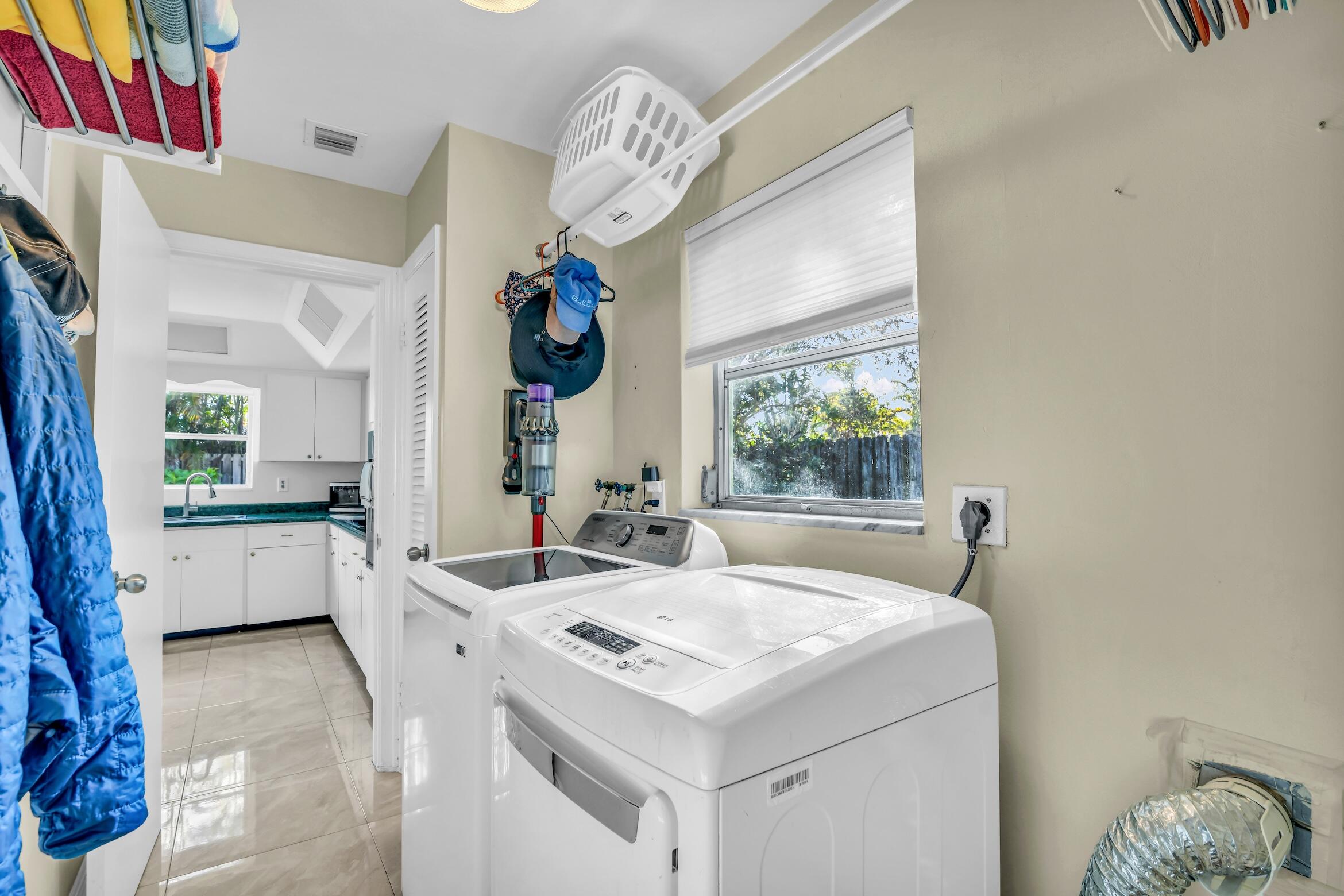 1290 SW 8th, Boca Raton FL 33486