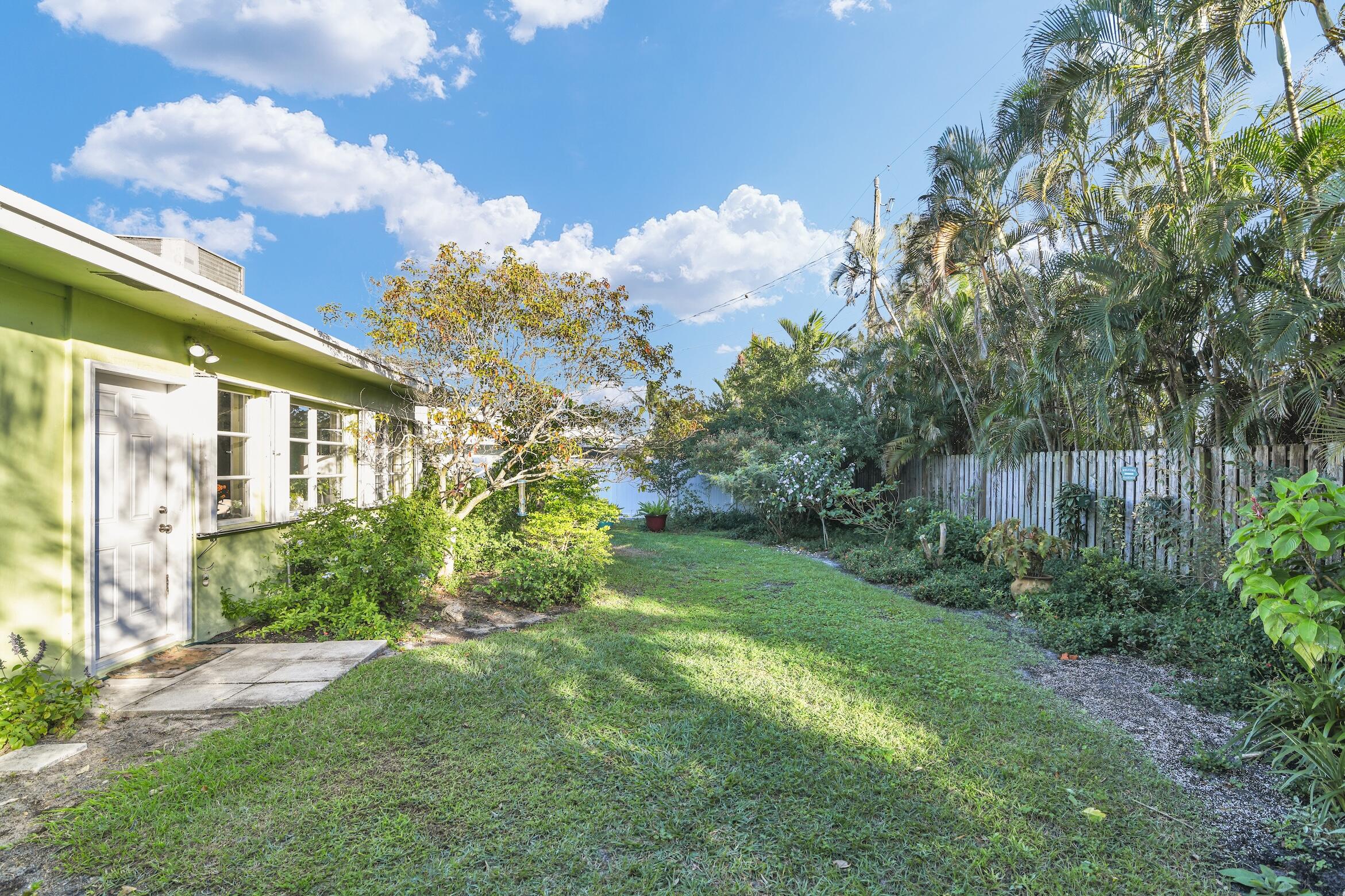 1290 SW 8th, Boca Raton FL 33486