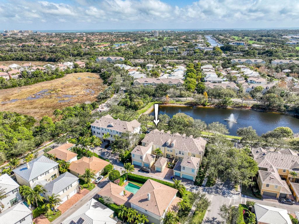 120 W Thatch Palm, Jupiter FL 33458