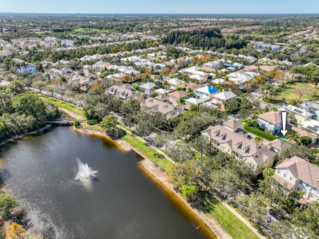 120 W Thatch Palm, Jupiter FL 33458