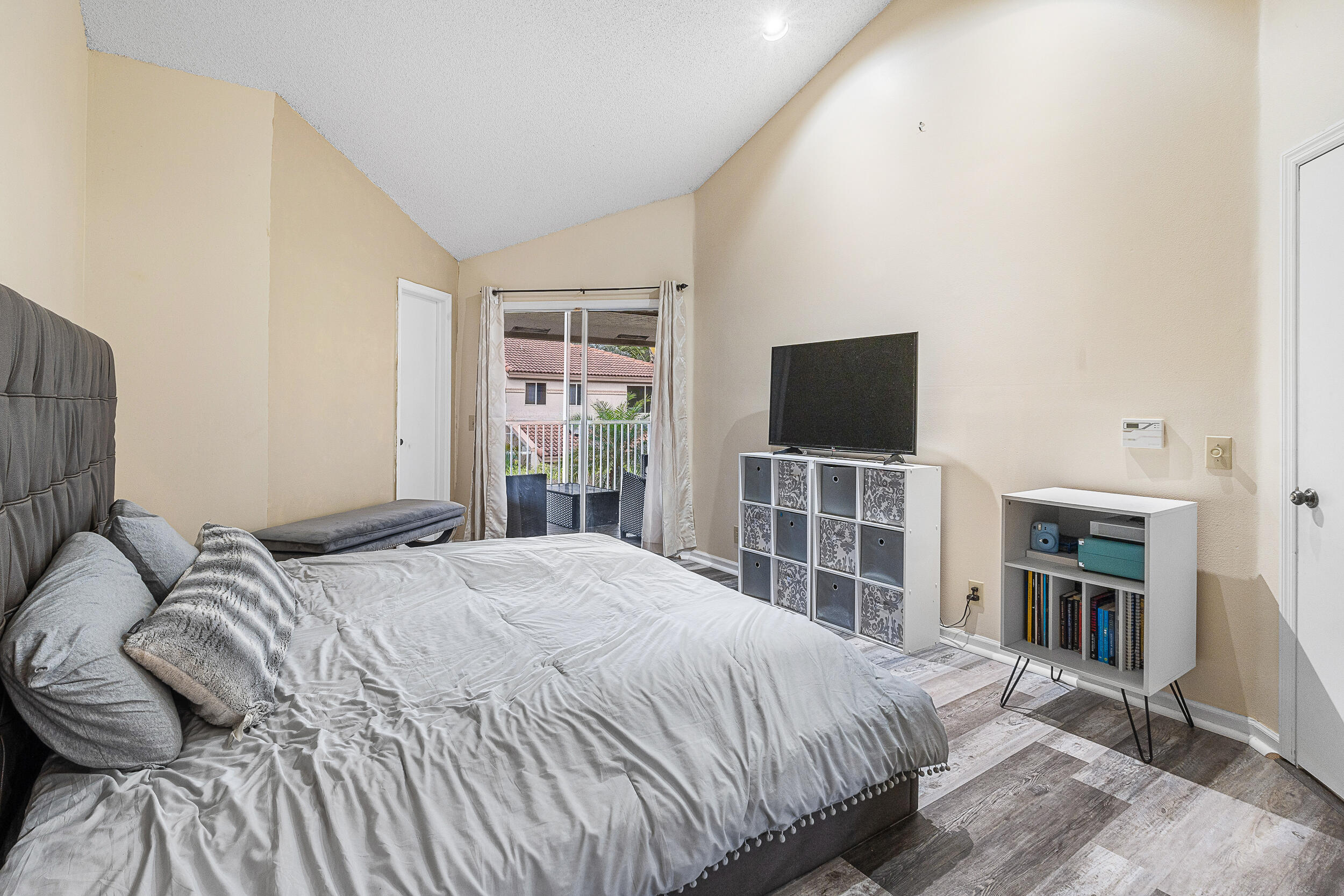 6626 Via Regina, Boca Raton FL 33433