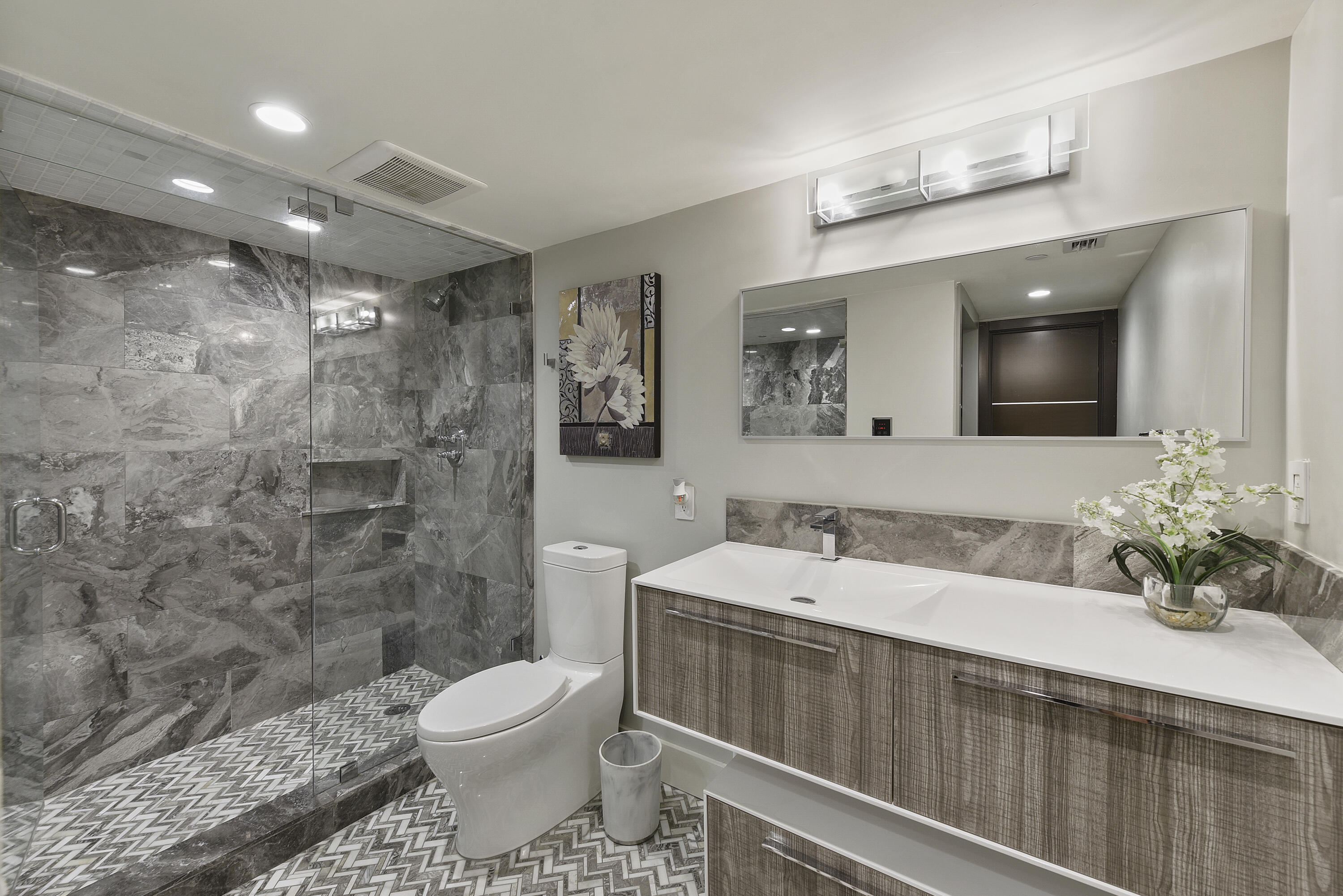 3115 S Ocean #103, Highland Beach FL 33487