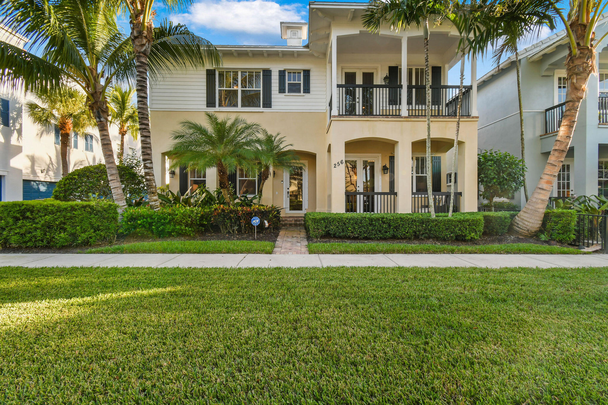 256 W Bay Cedar, Jupiter FL 33458